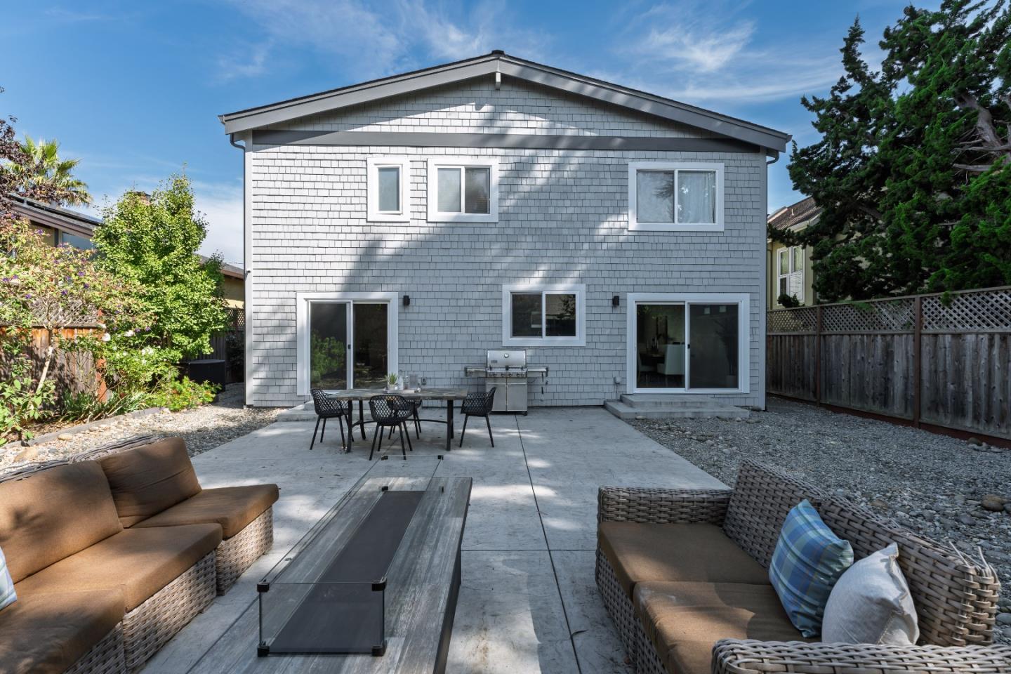 225 Florence DR