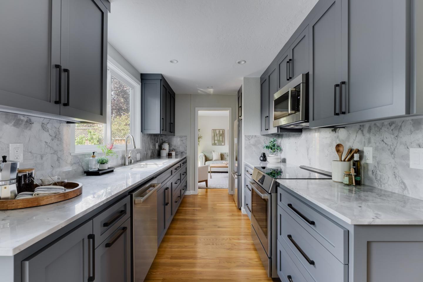 225 Florence DR