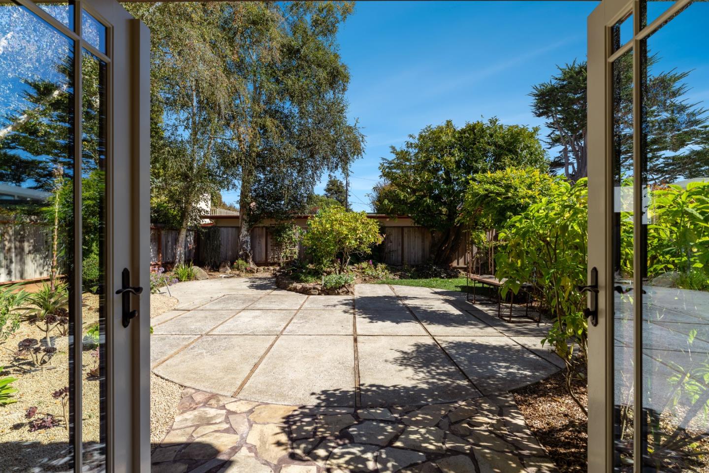 505 Bayview DR
