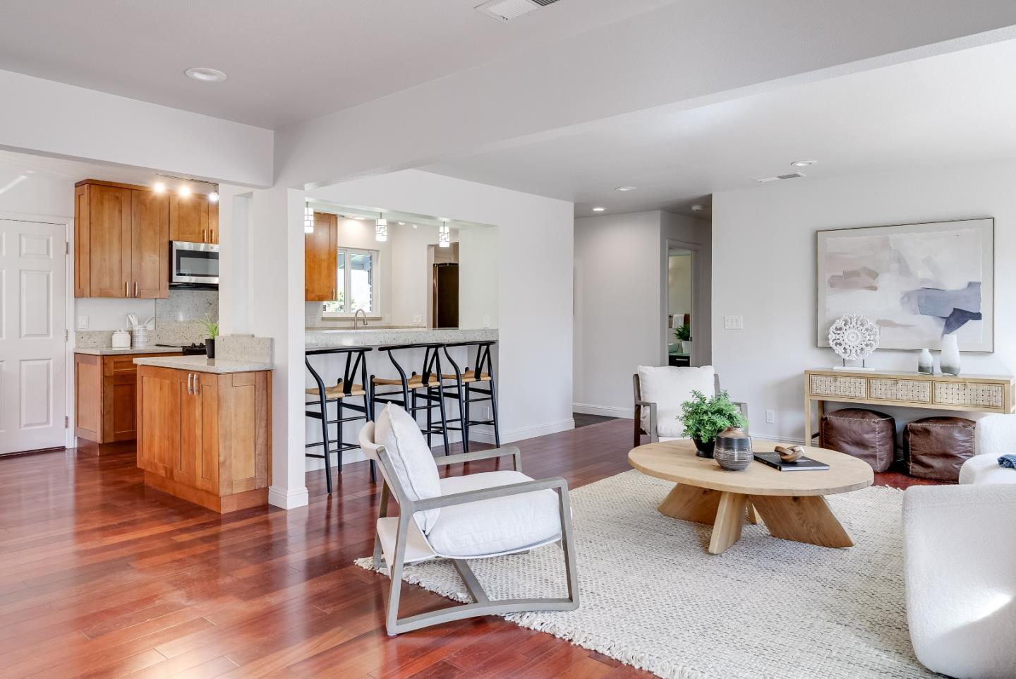 4492 Ranchero DR