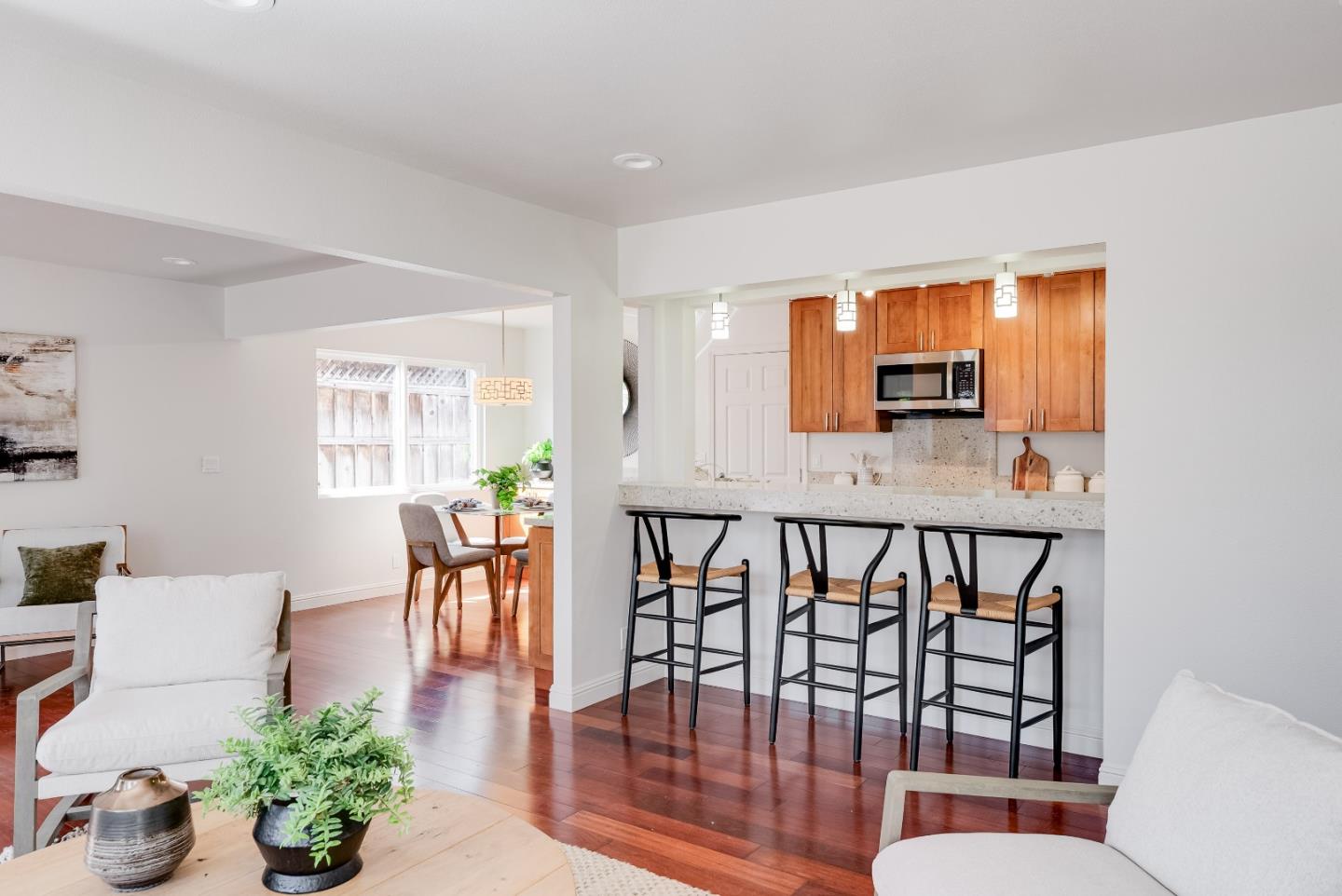 4492 Ranchero DR