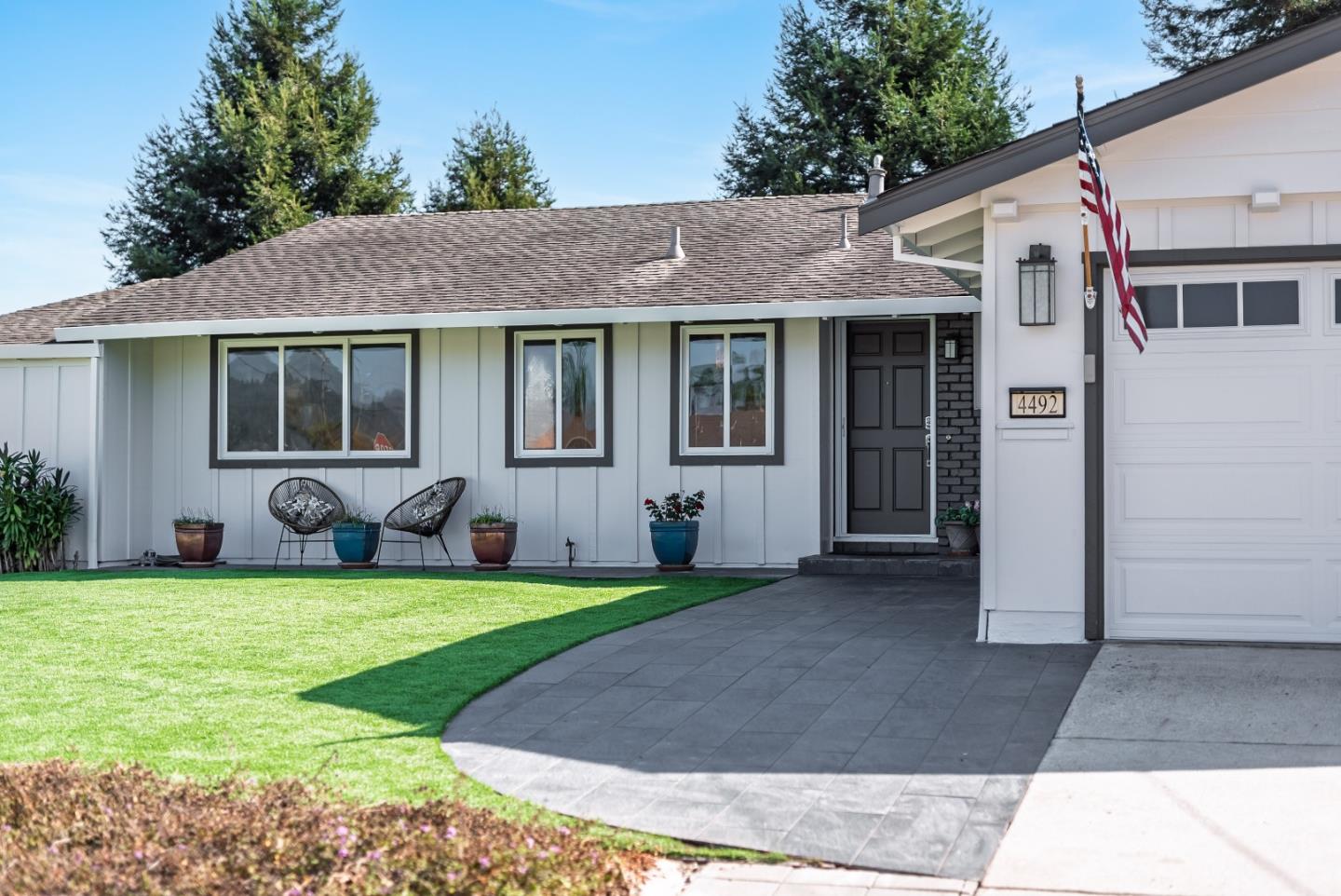 4492 Ranchero DR