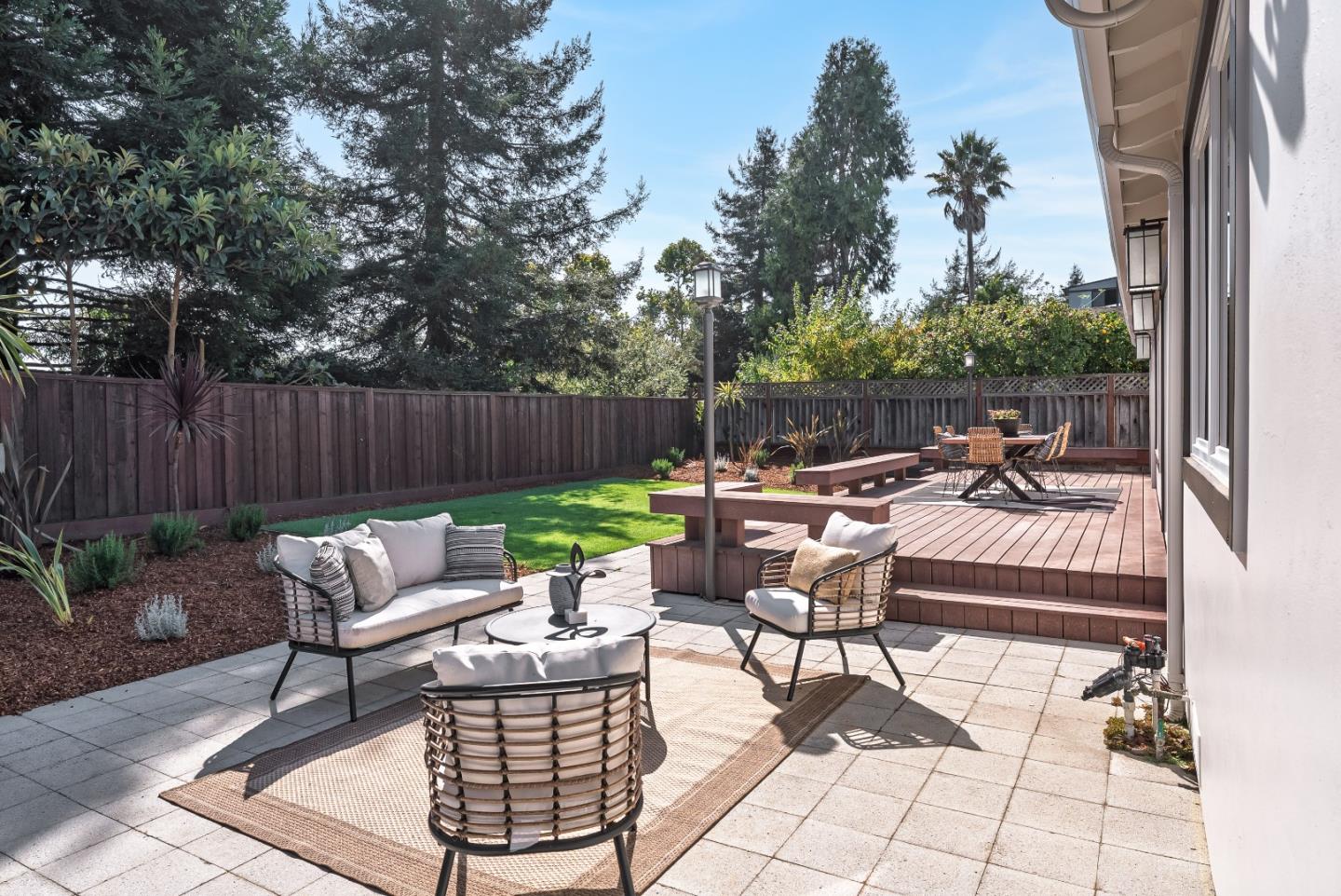 4492 Ranchero DR