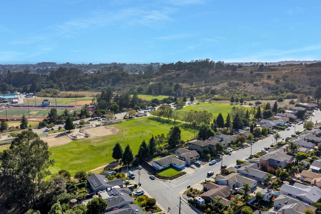 4492 Ranchero DR