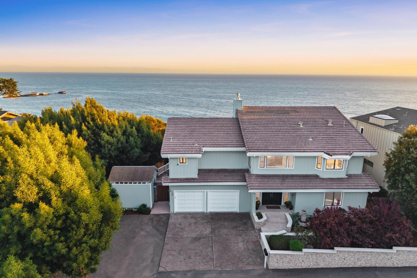 106 Mar Vista DR