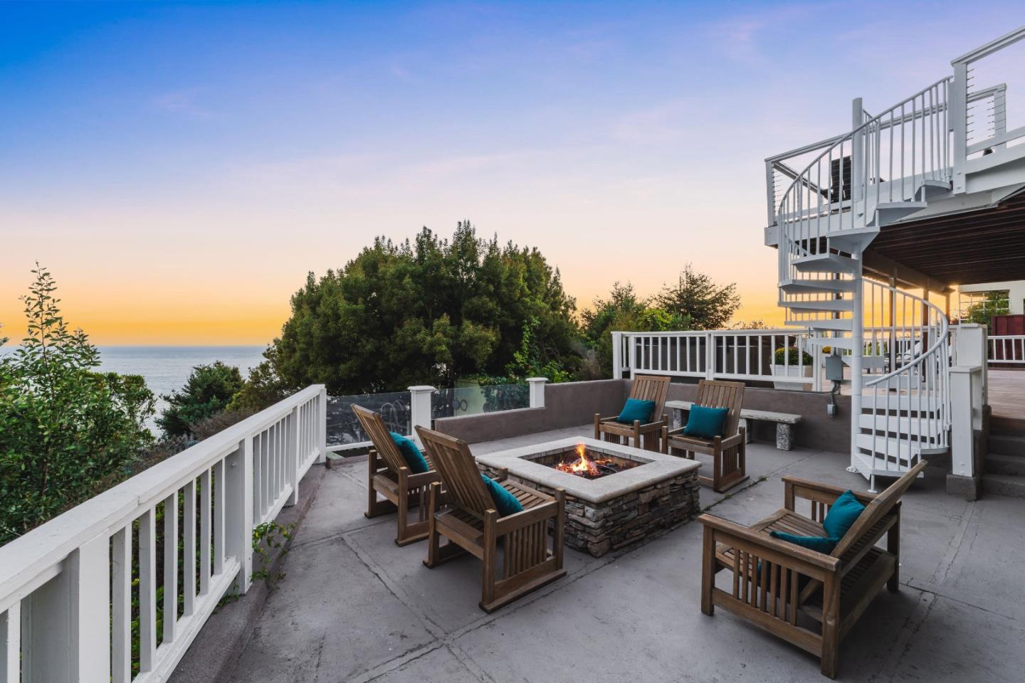 106 Mar Vista DR