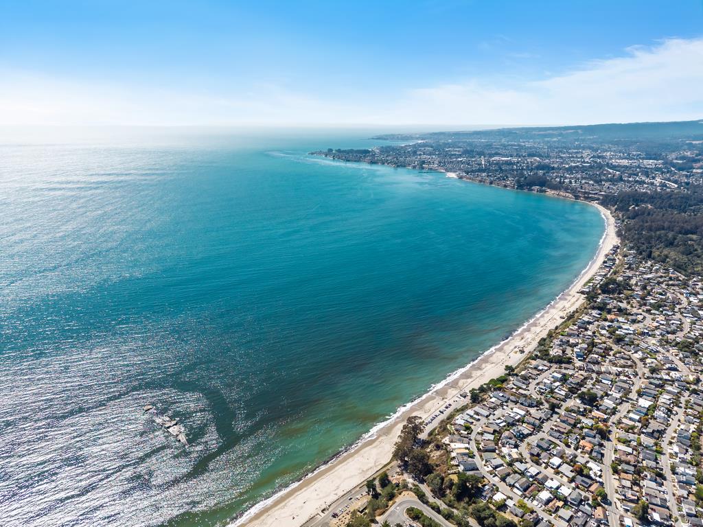 106 Mar Vista DR
