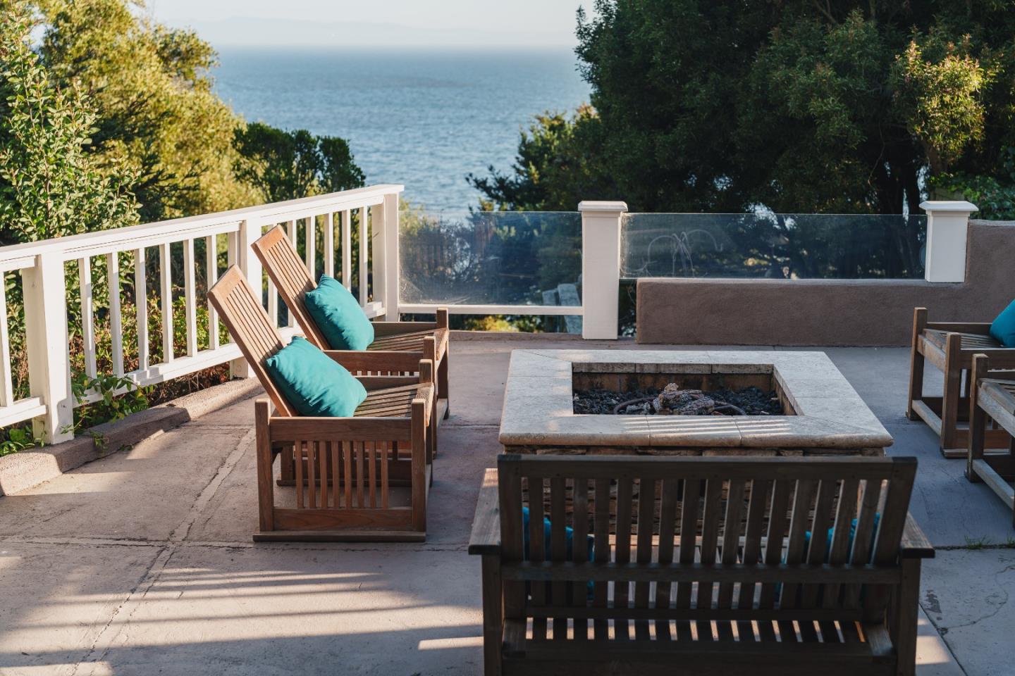 106 Mar Vista DR