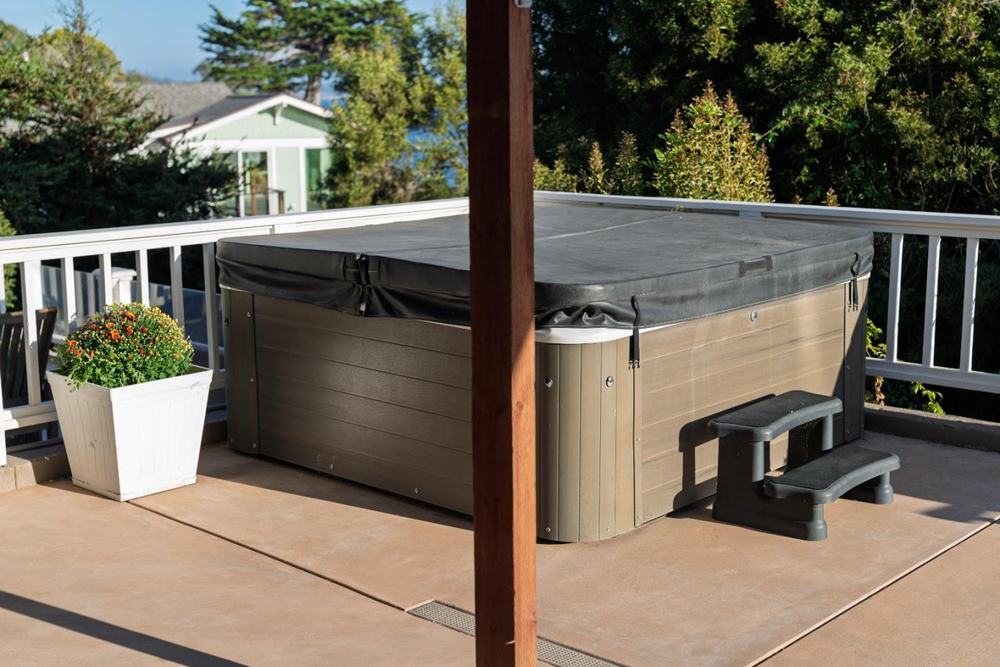 106 Mar Vista DR