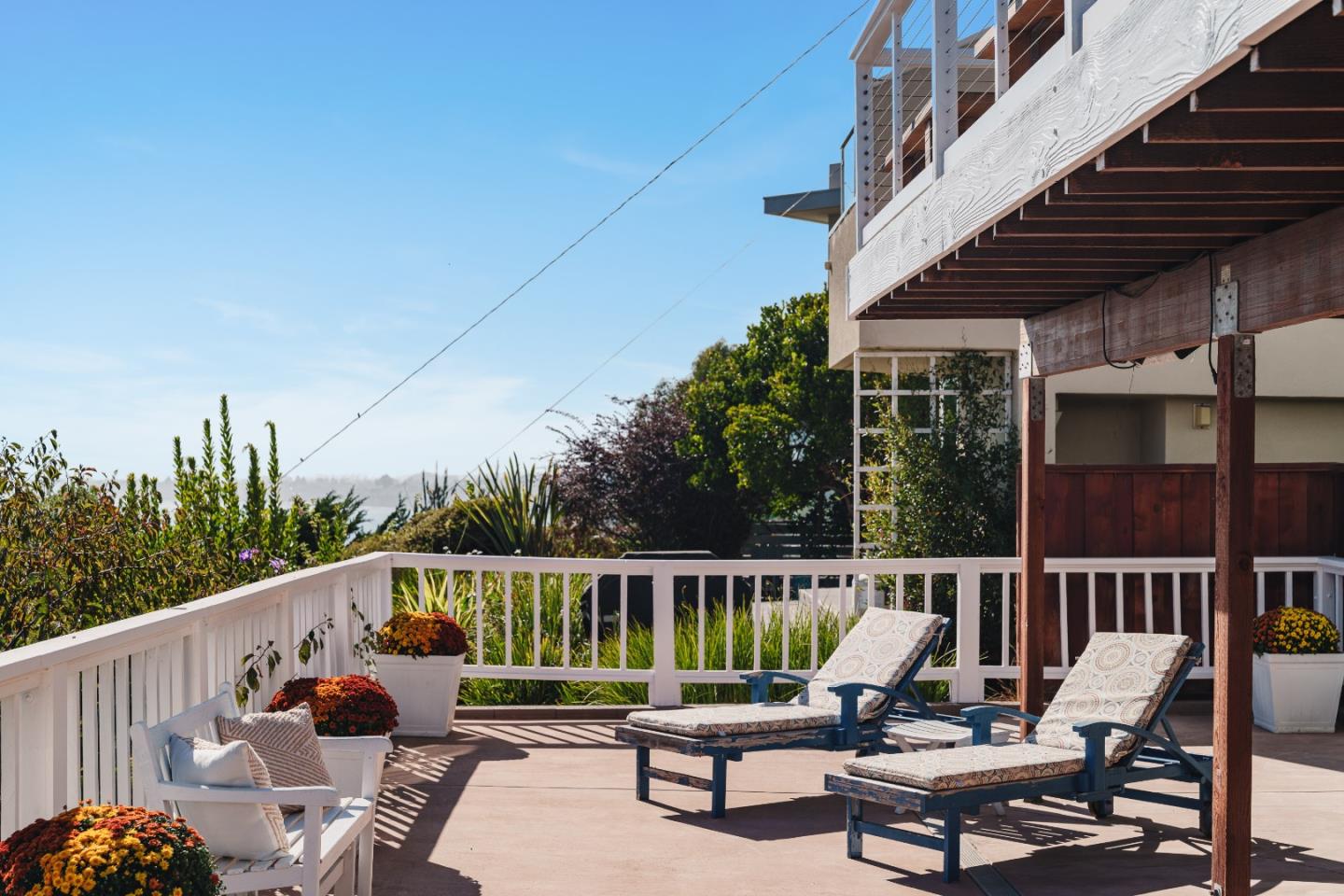 106 Mar Vista DR