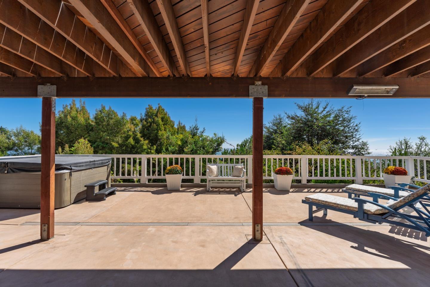 106 Mar Vista DR