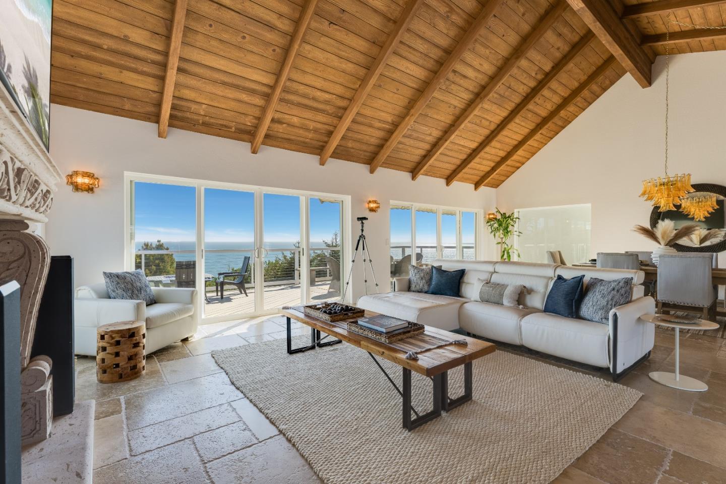106 Mar Vista DR
