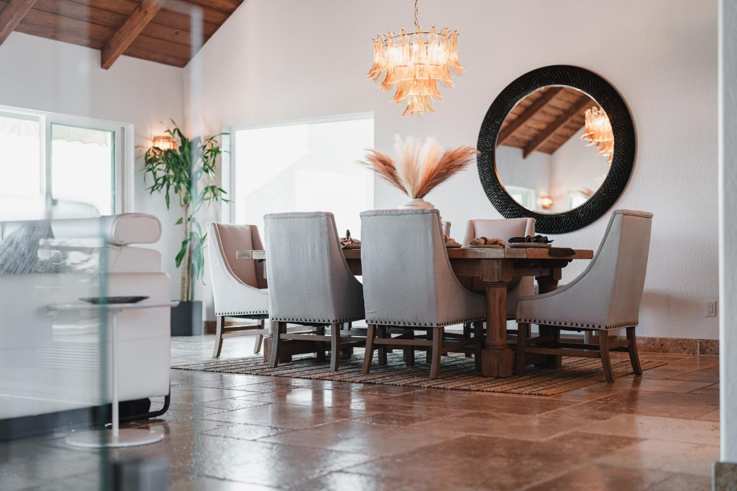 106 Mar Vista DR
