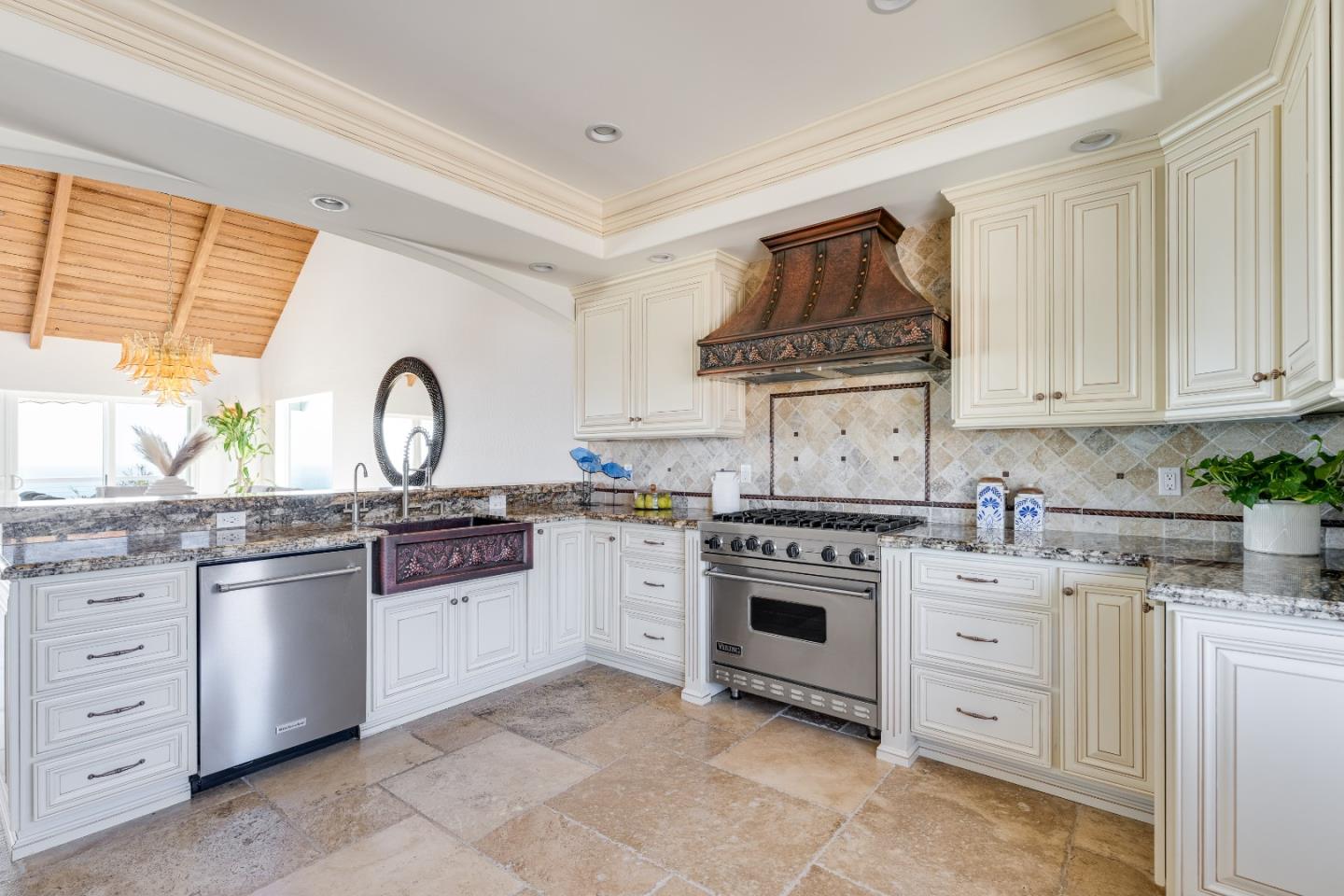 106 Mar Vista DR