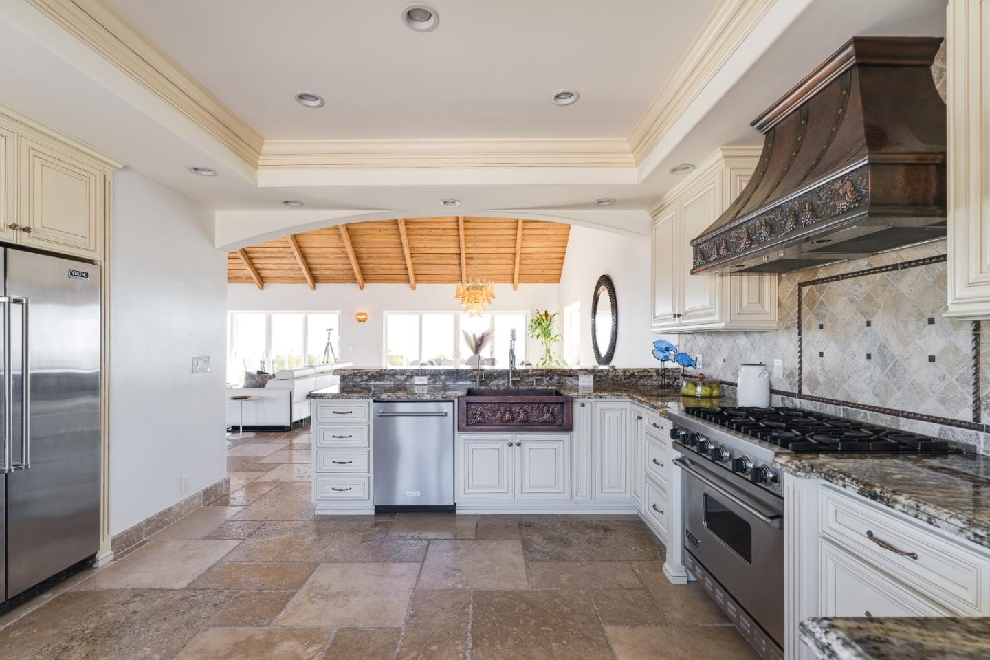 106 Mar Vista DR