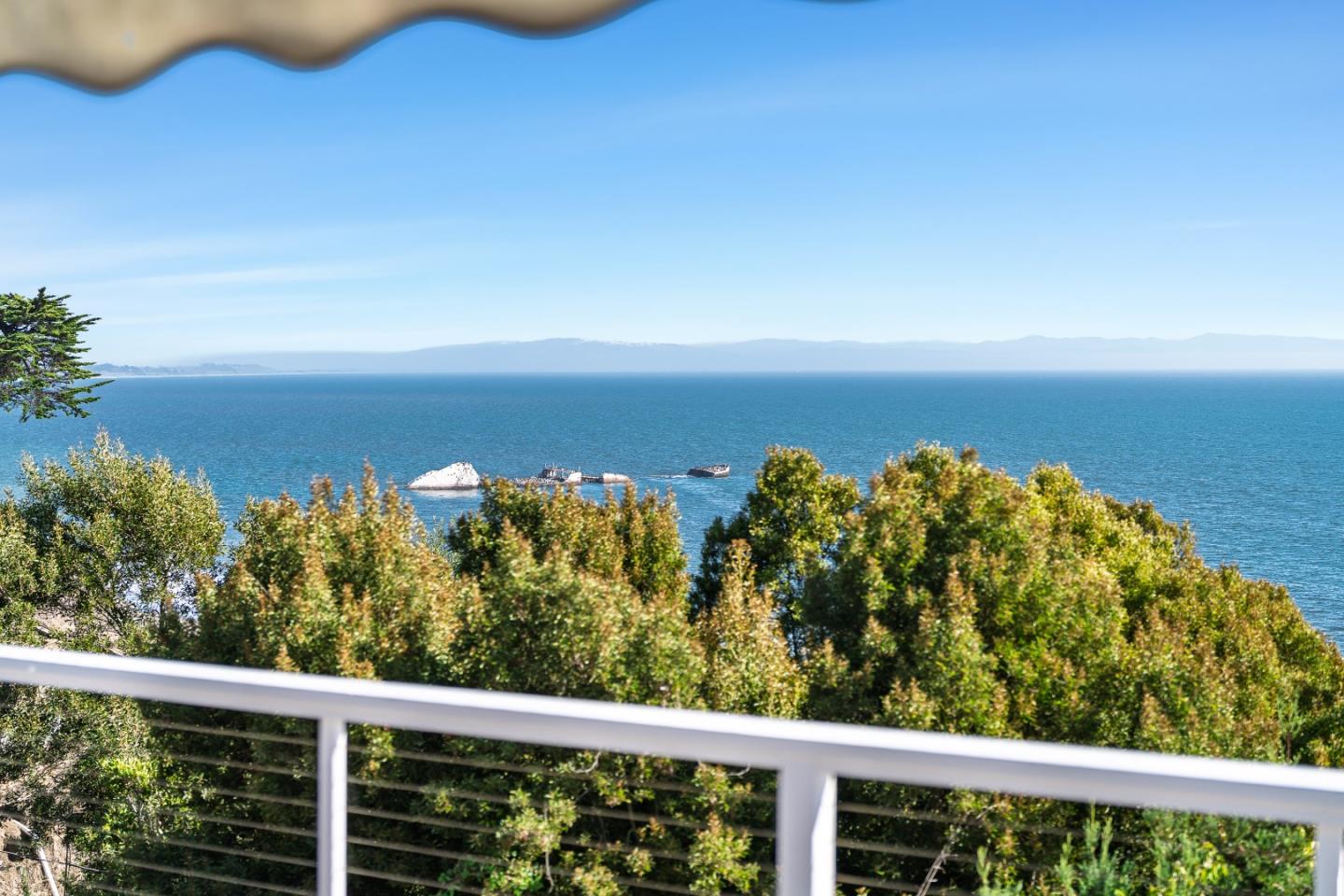 106 Mar Vista DR
