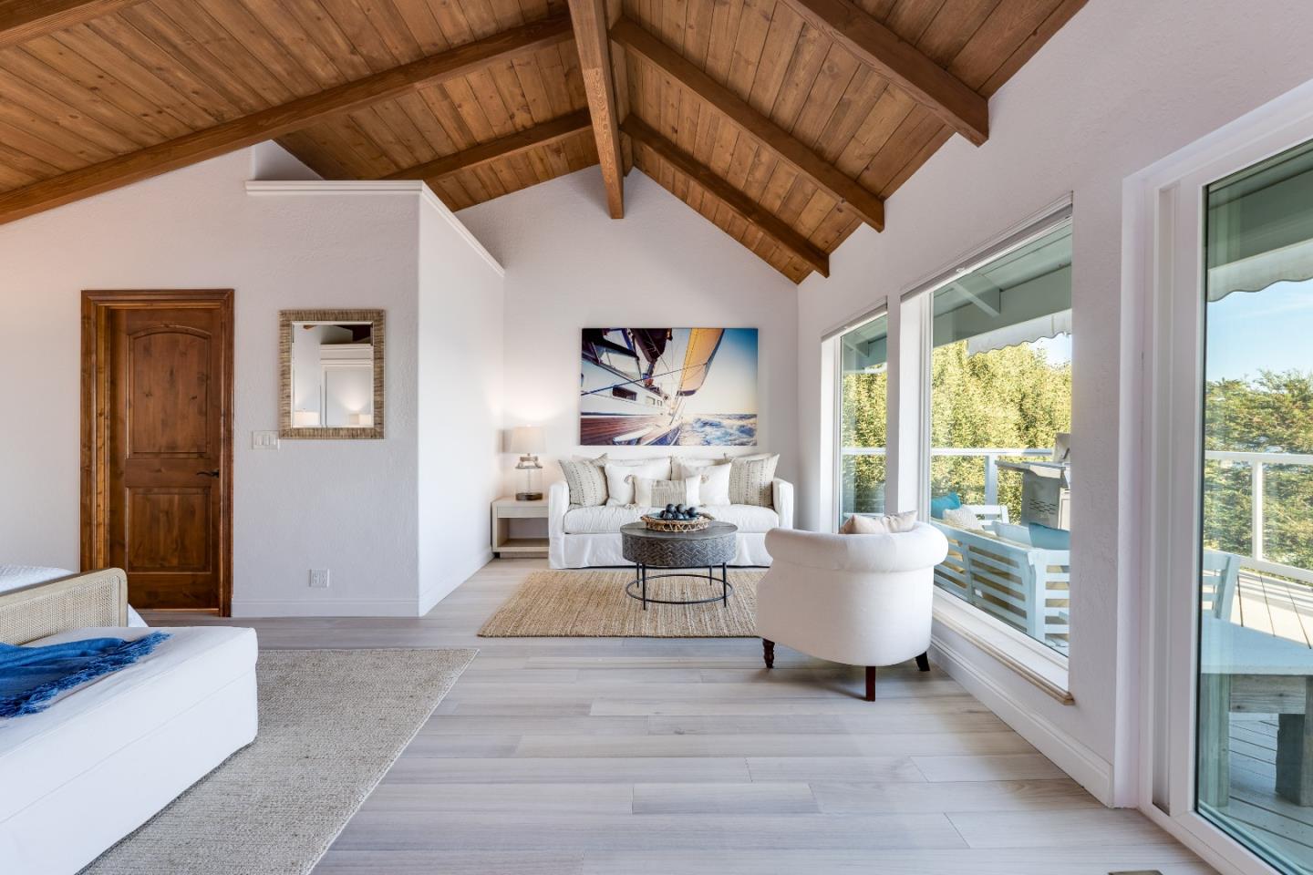 106 Mar Vista DR