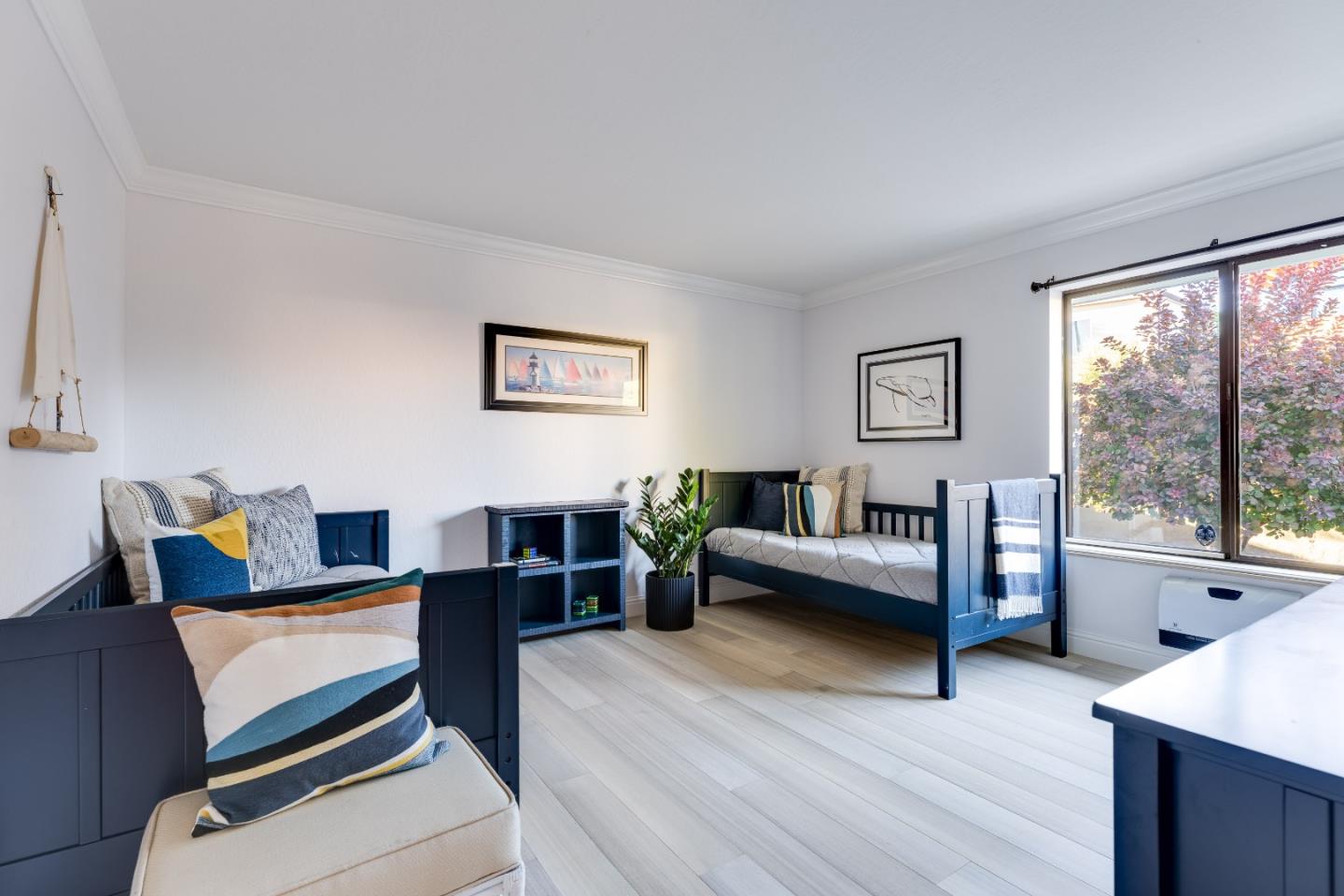 106 Mar Vista DR
