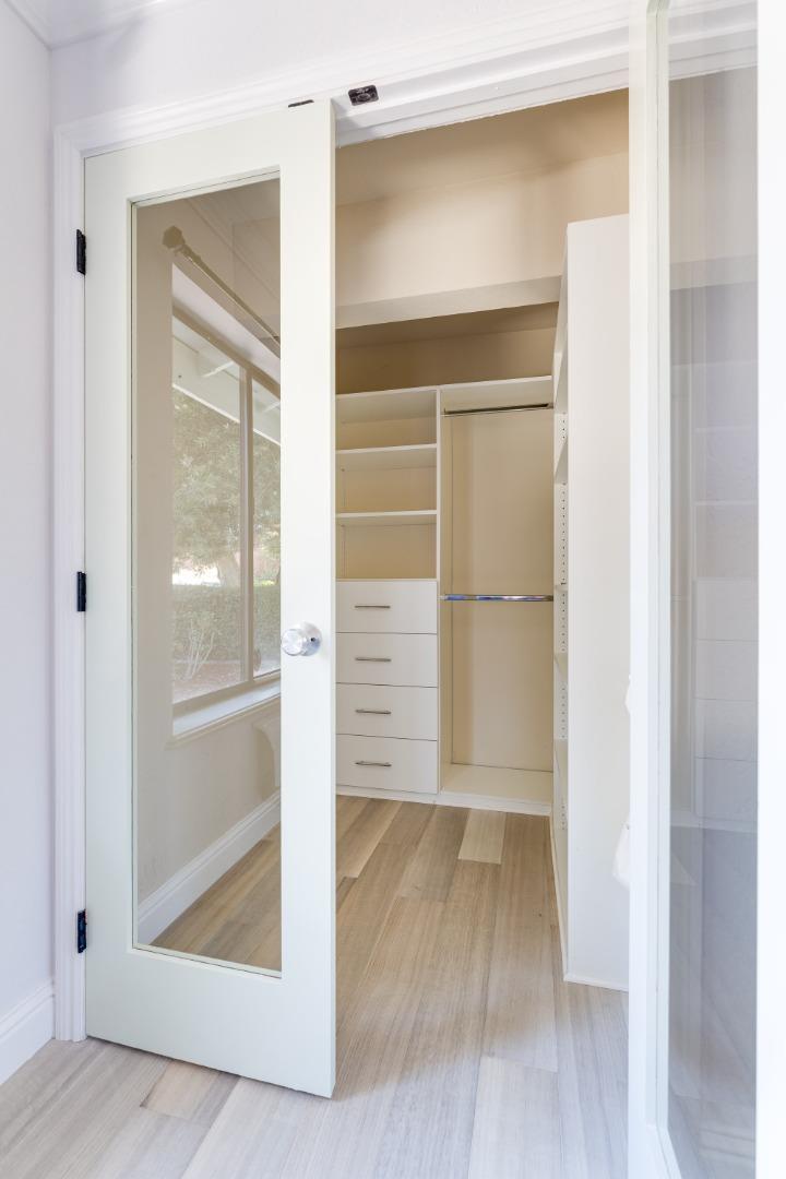 106 Mar Vista DR