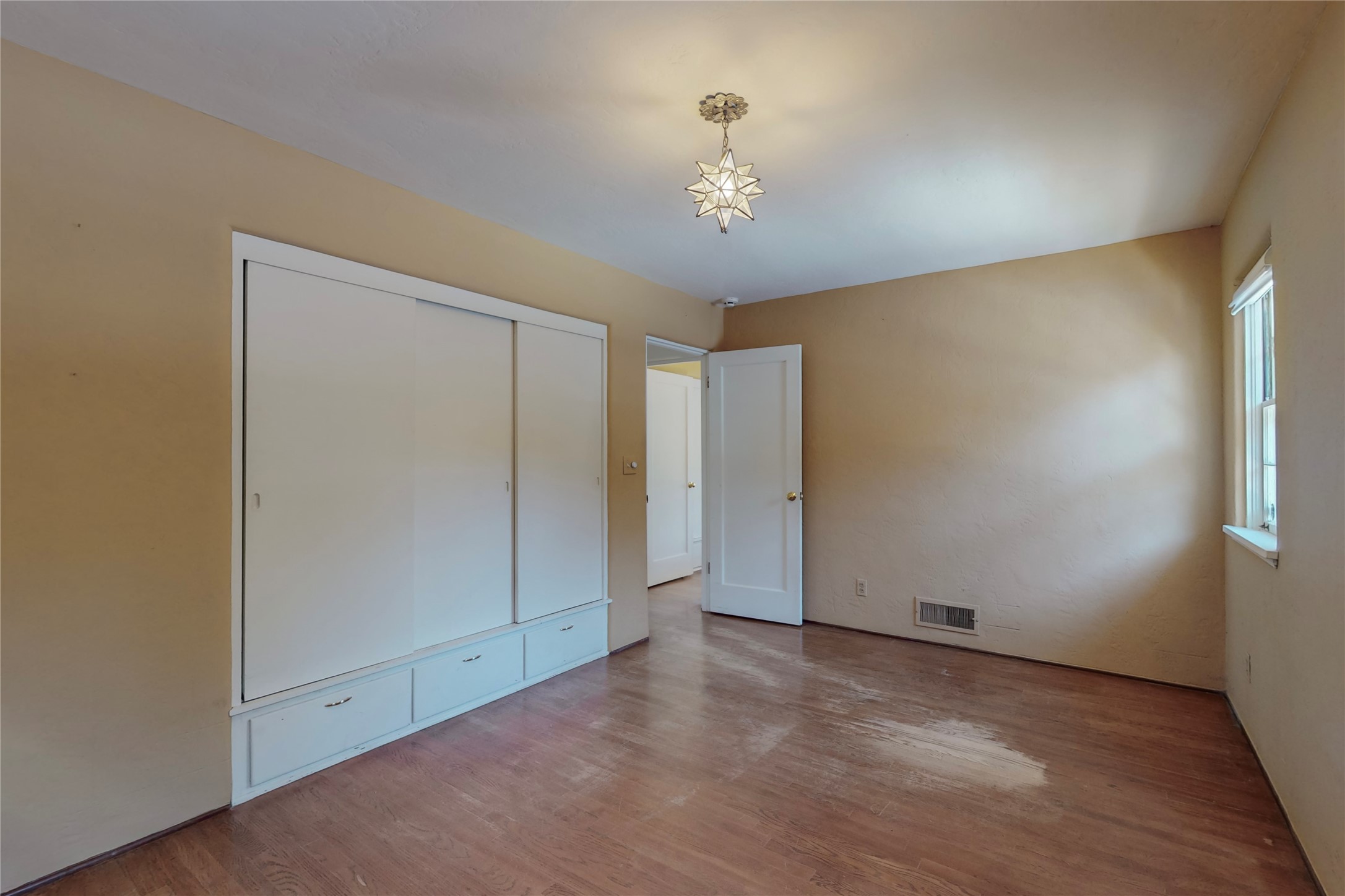 820 Bishops Lodge