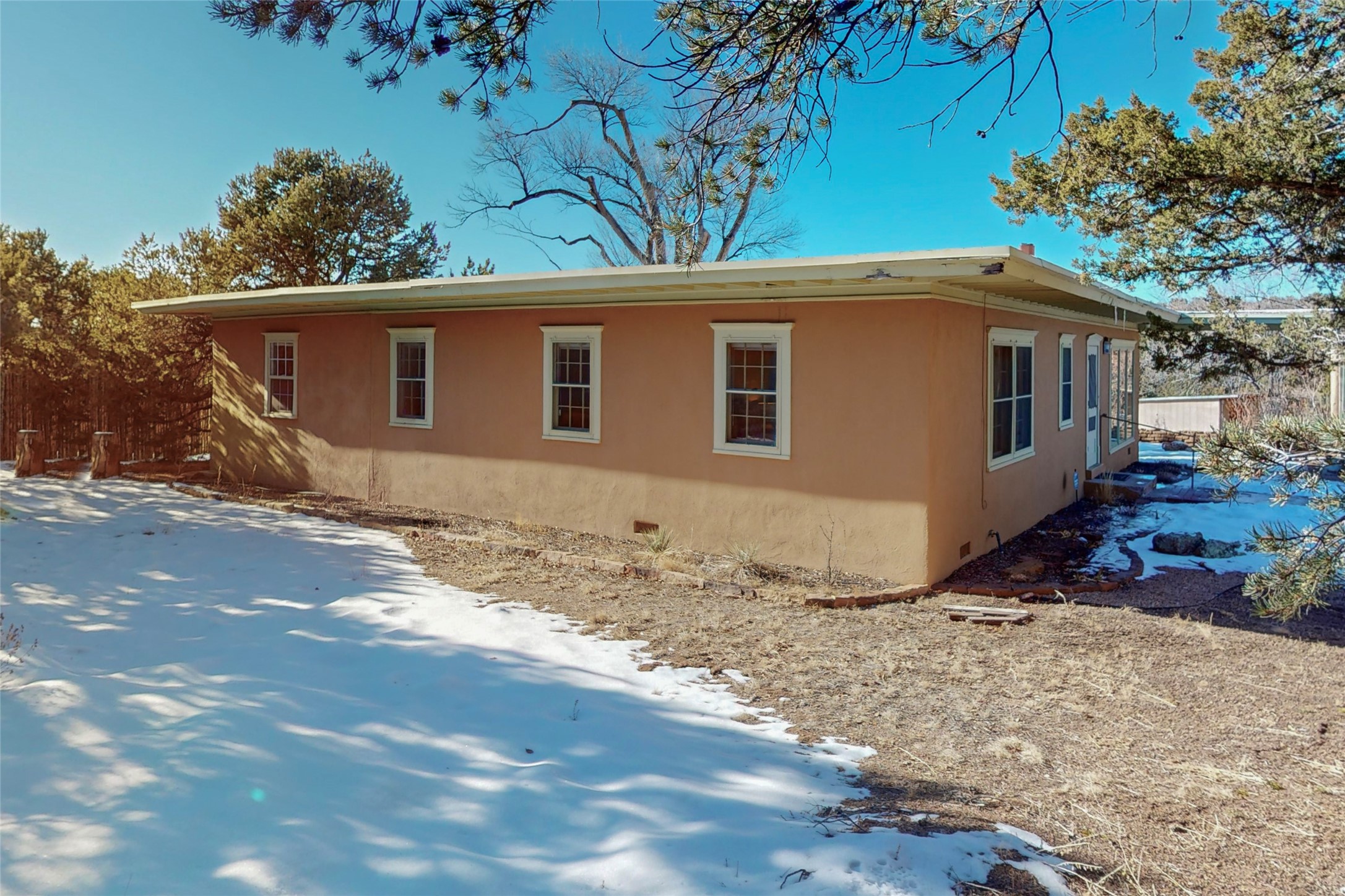 820 Bishops Lodge