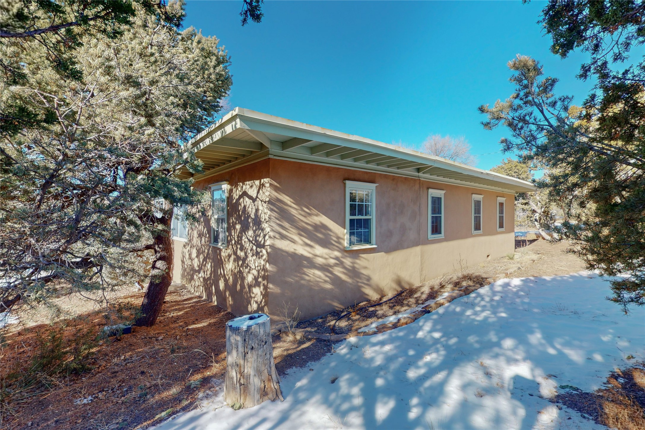 820 Bishops Lodge