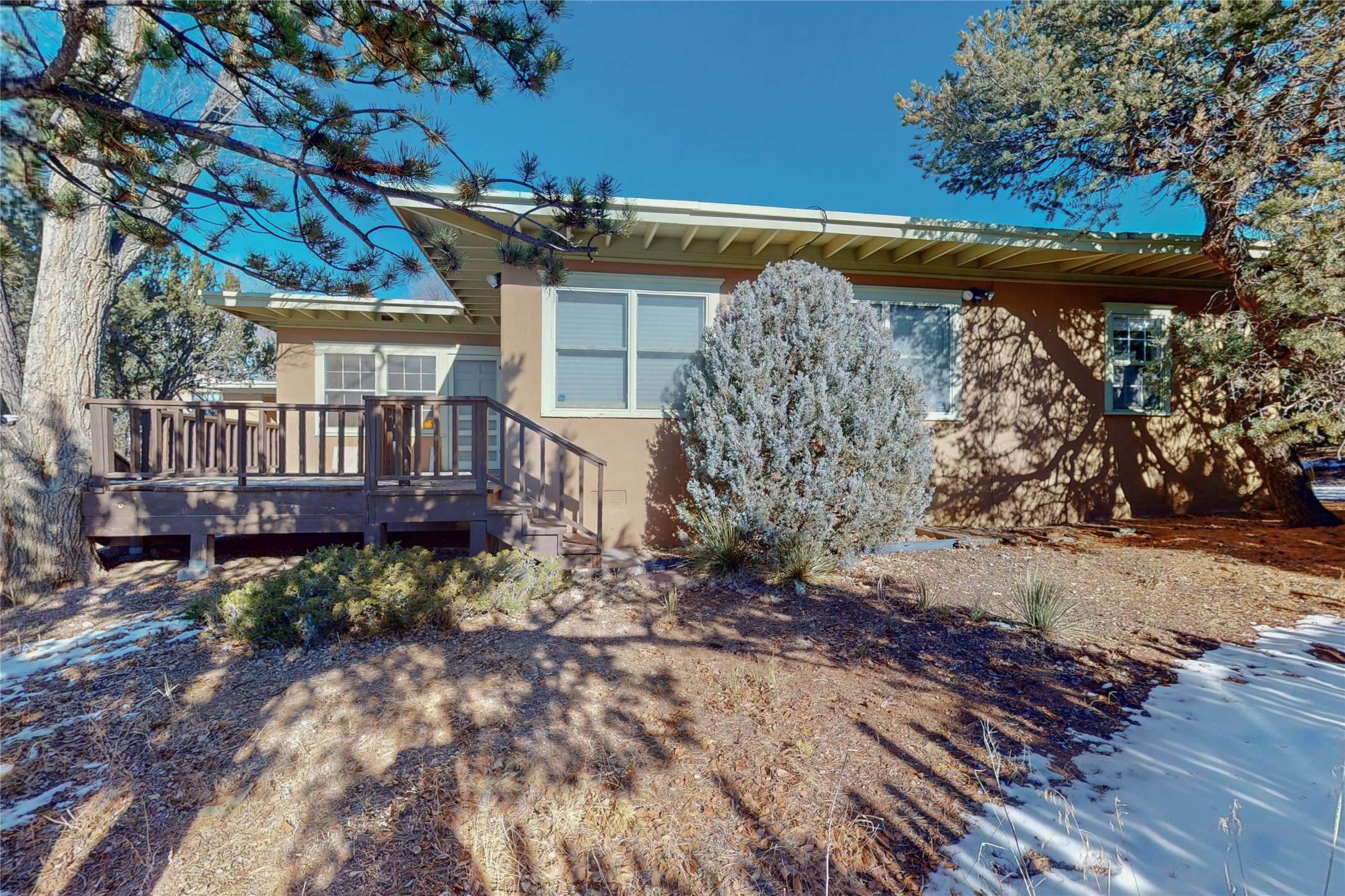 820 Bishops Lodge