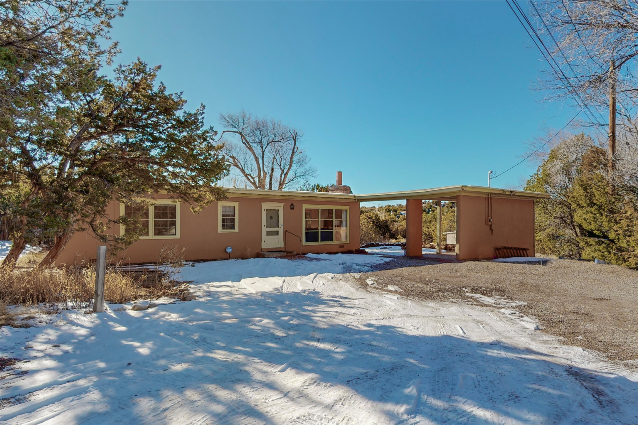820 Bishops Lodge
