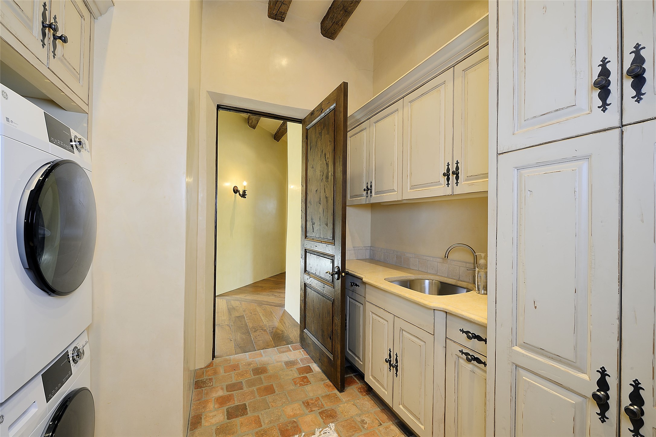 52 Lodge Trail