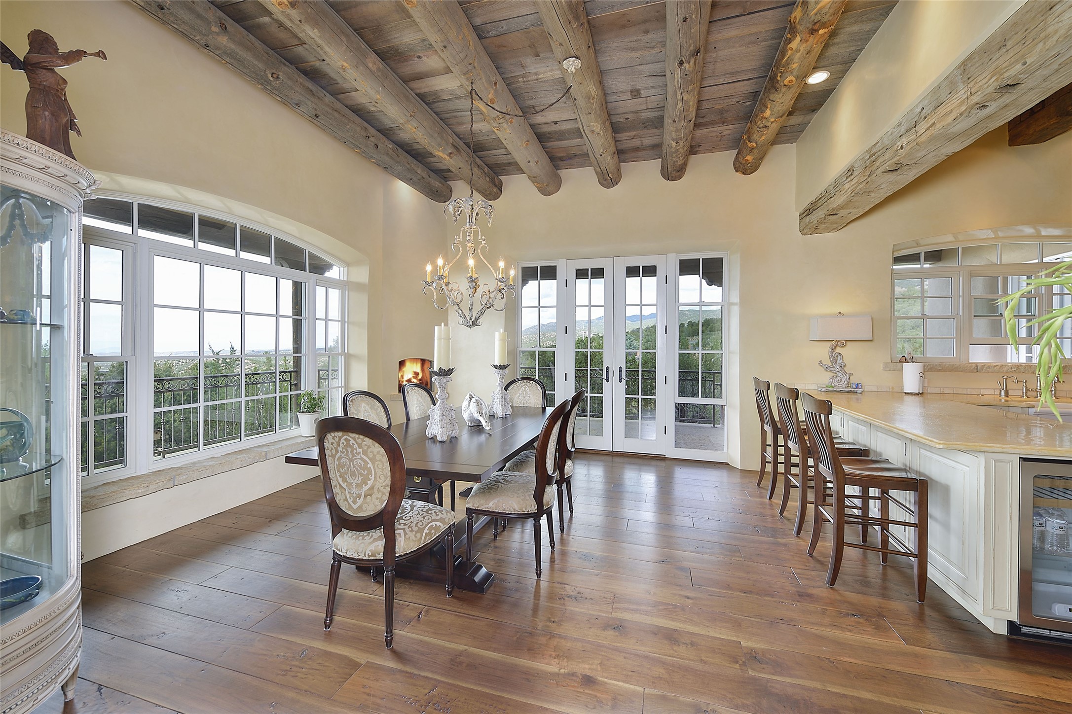 52 Lodge Trail