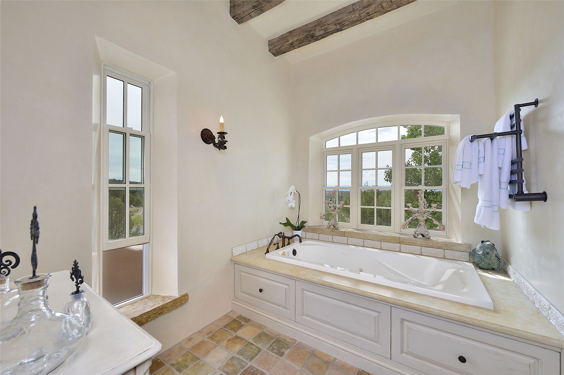 52 Lodge Trail