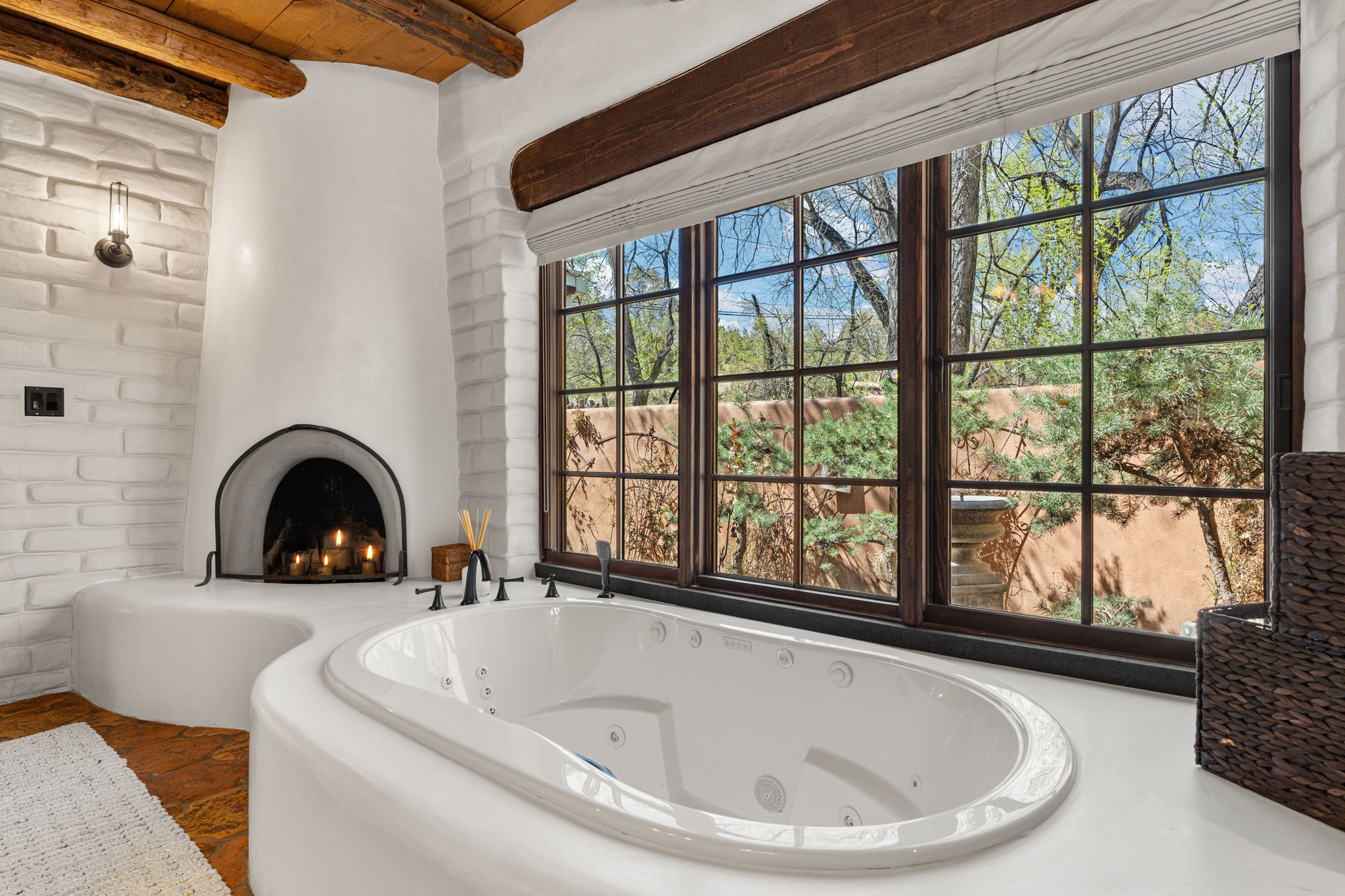 1299 Upper Canyon Road