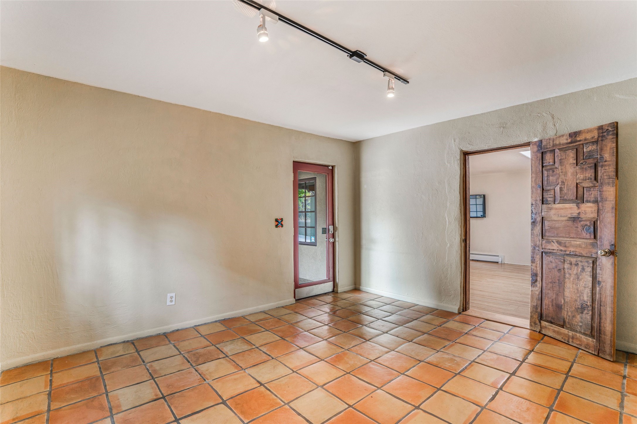 631 Calle Grillo