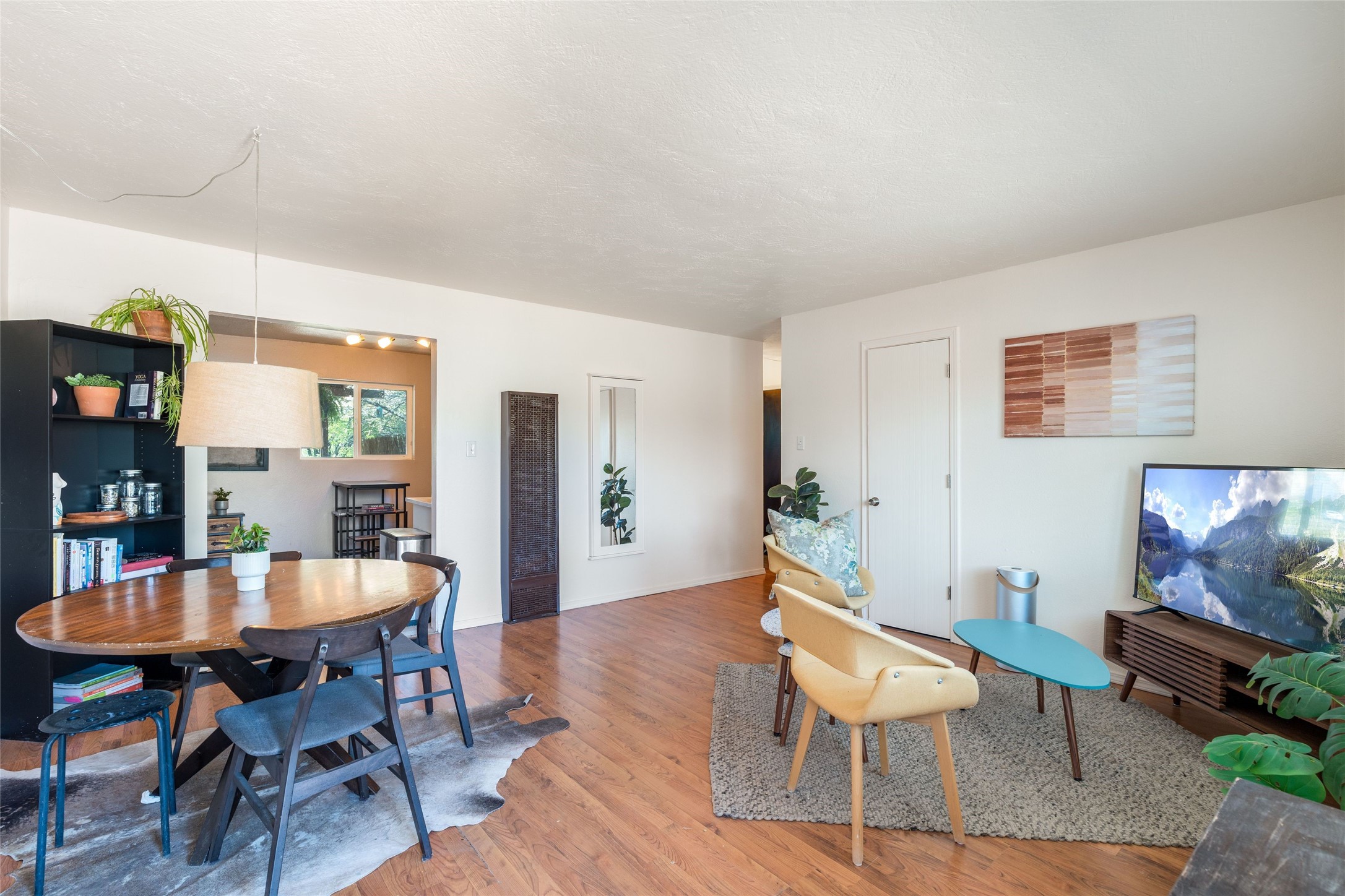 2818 Alamosa Drive
