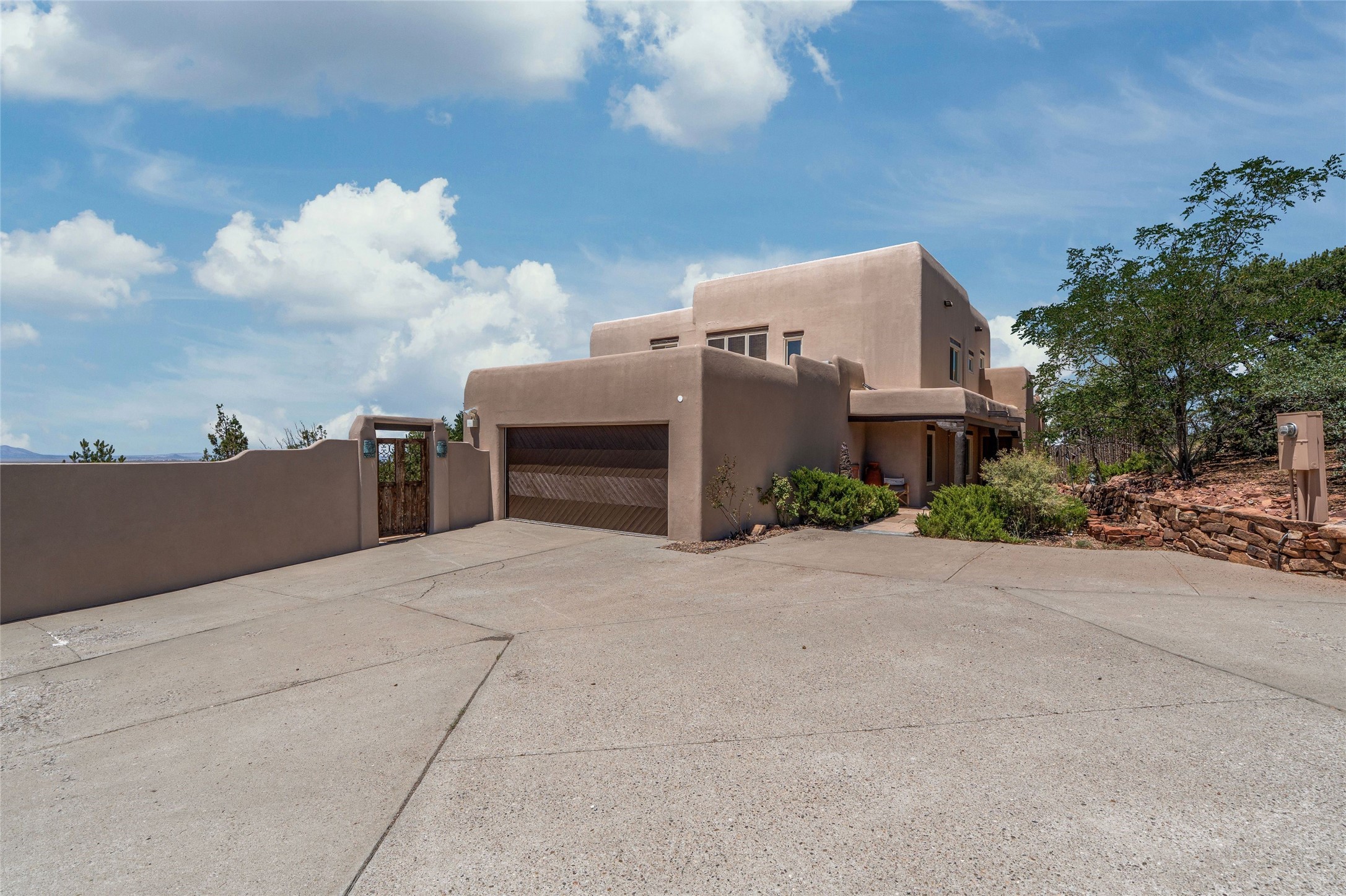 70 La Ventana Drive