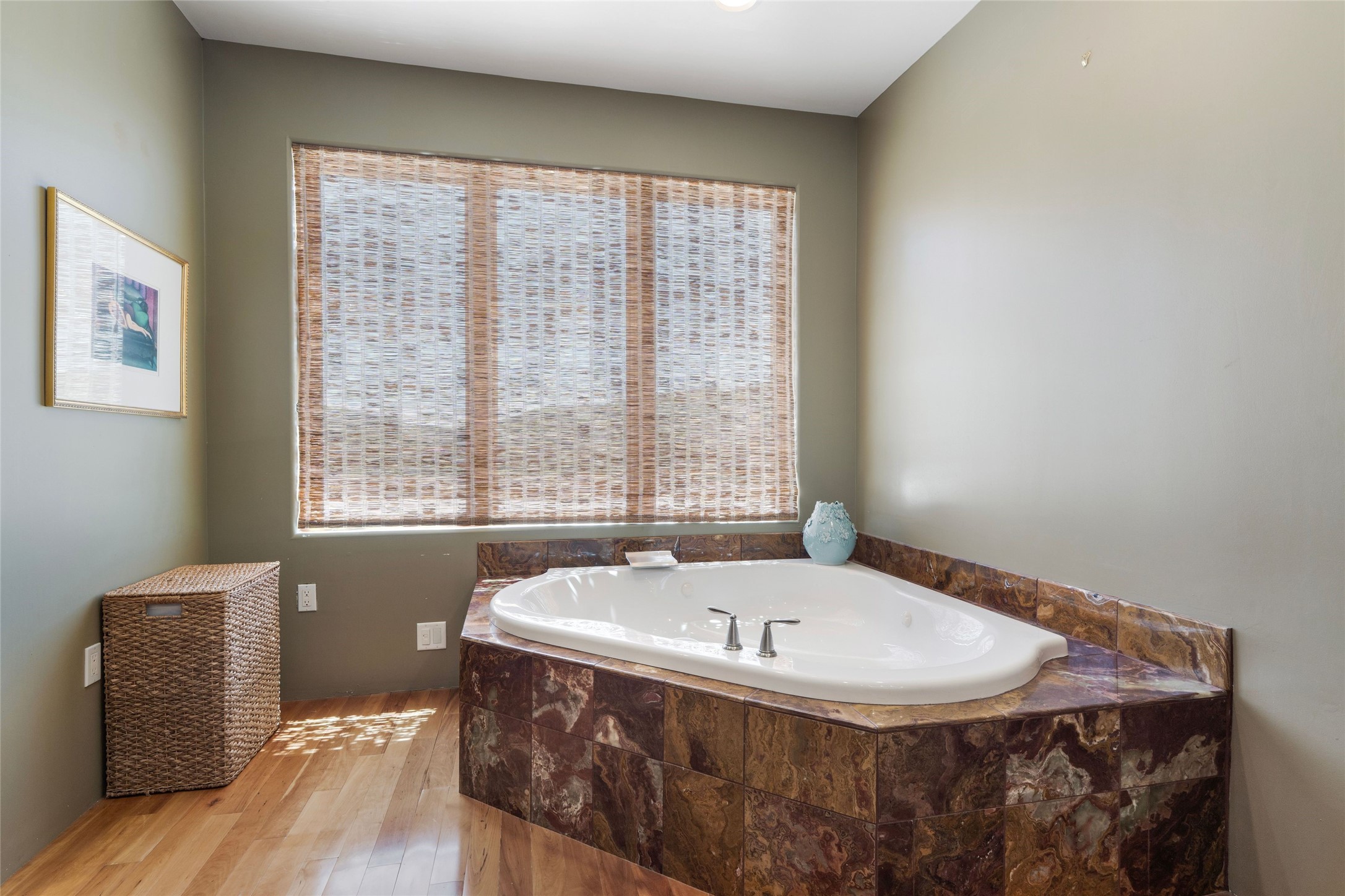70 La Ventana Drive