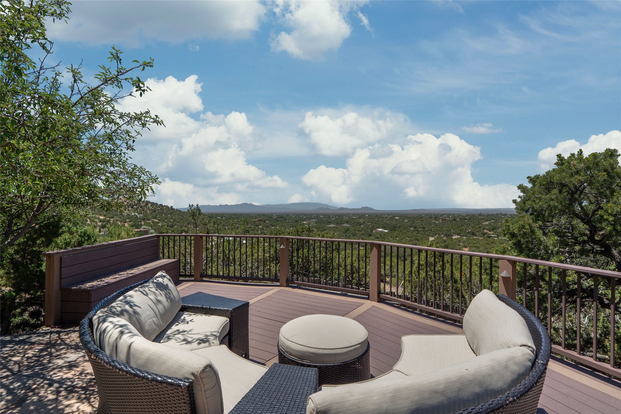 70 La Ventana Drive