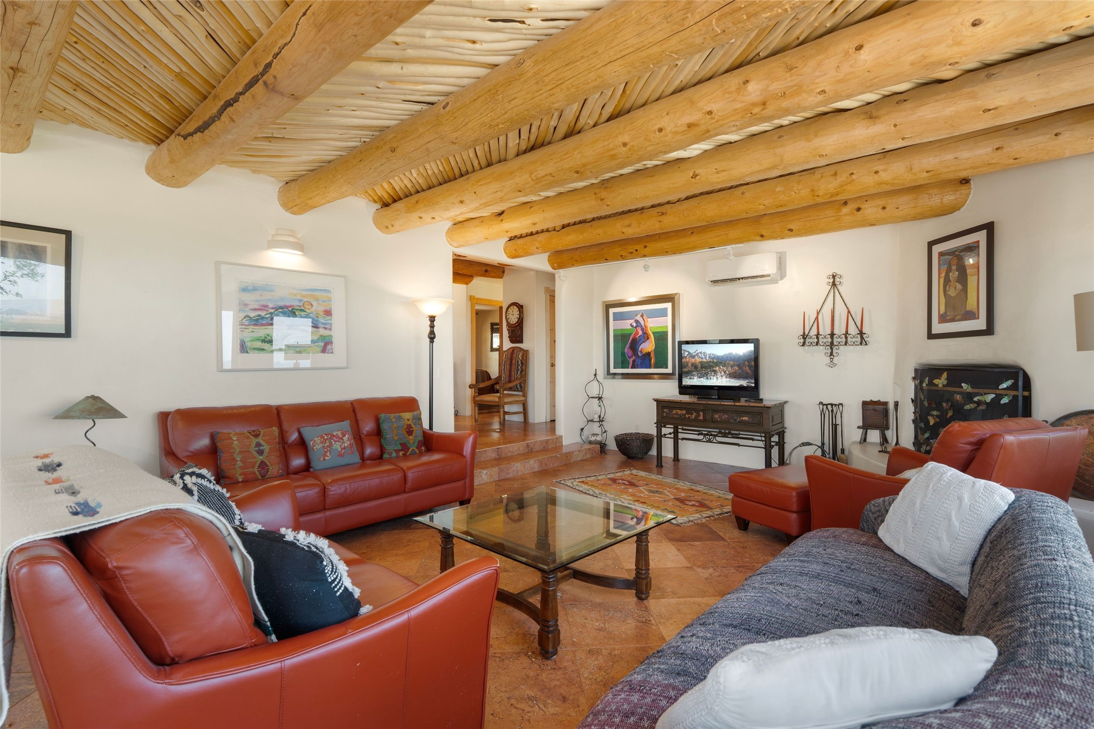 70 La Ventana Drive