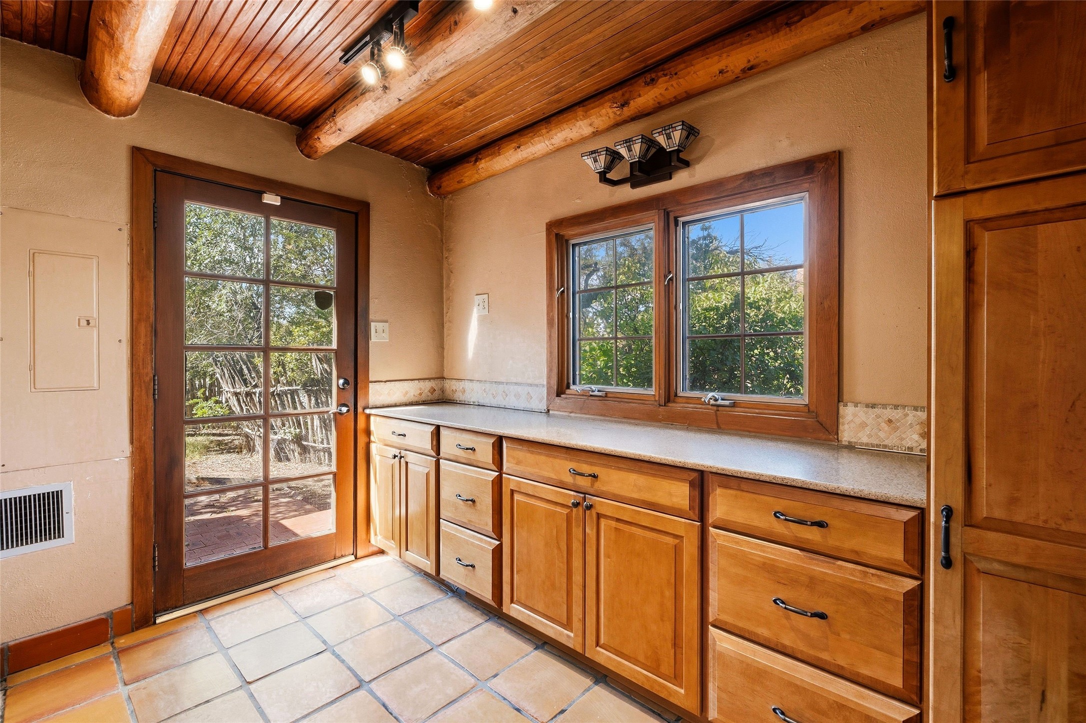 122 W Cordova Road