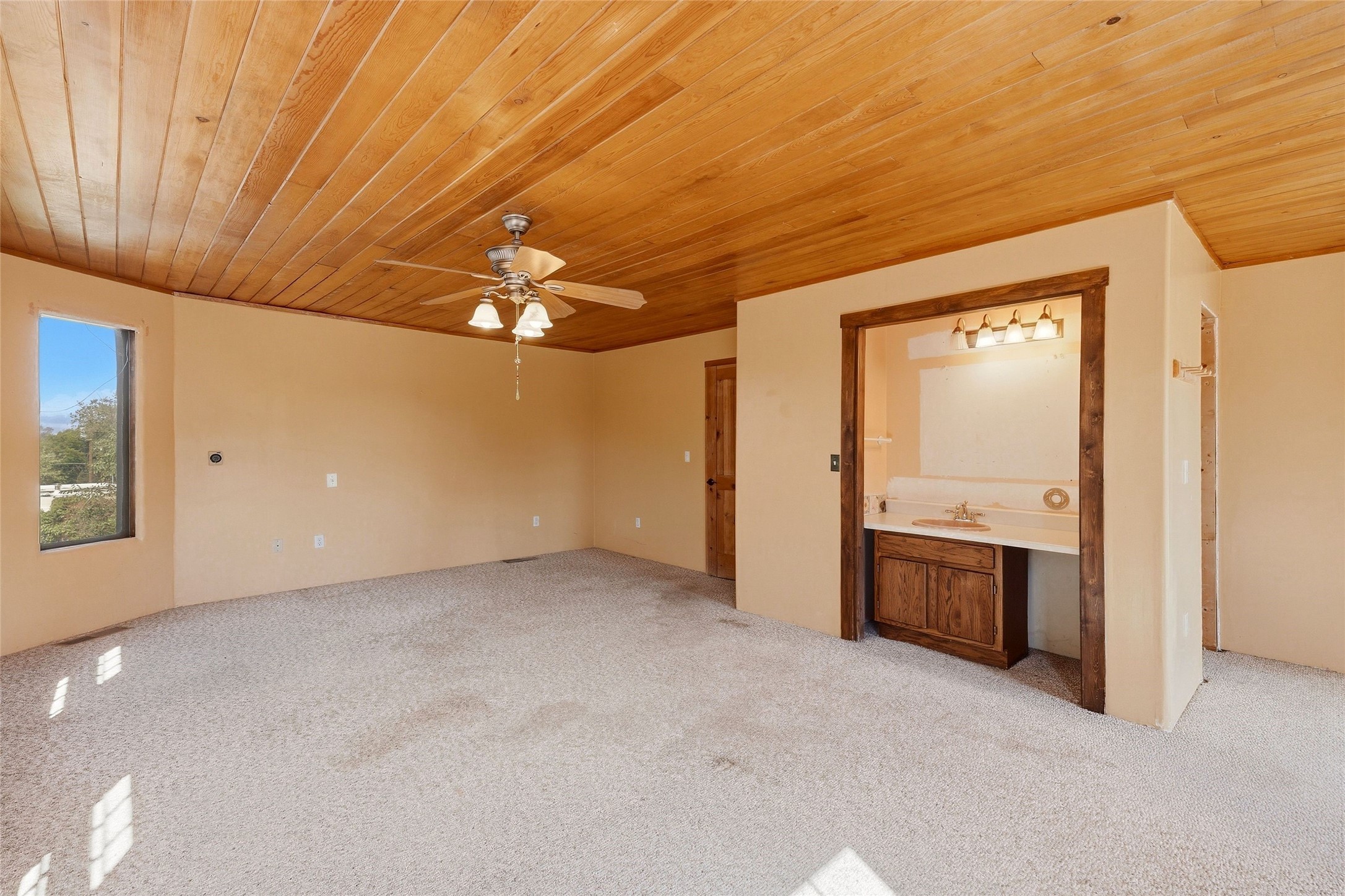122 W Cordova Road