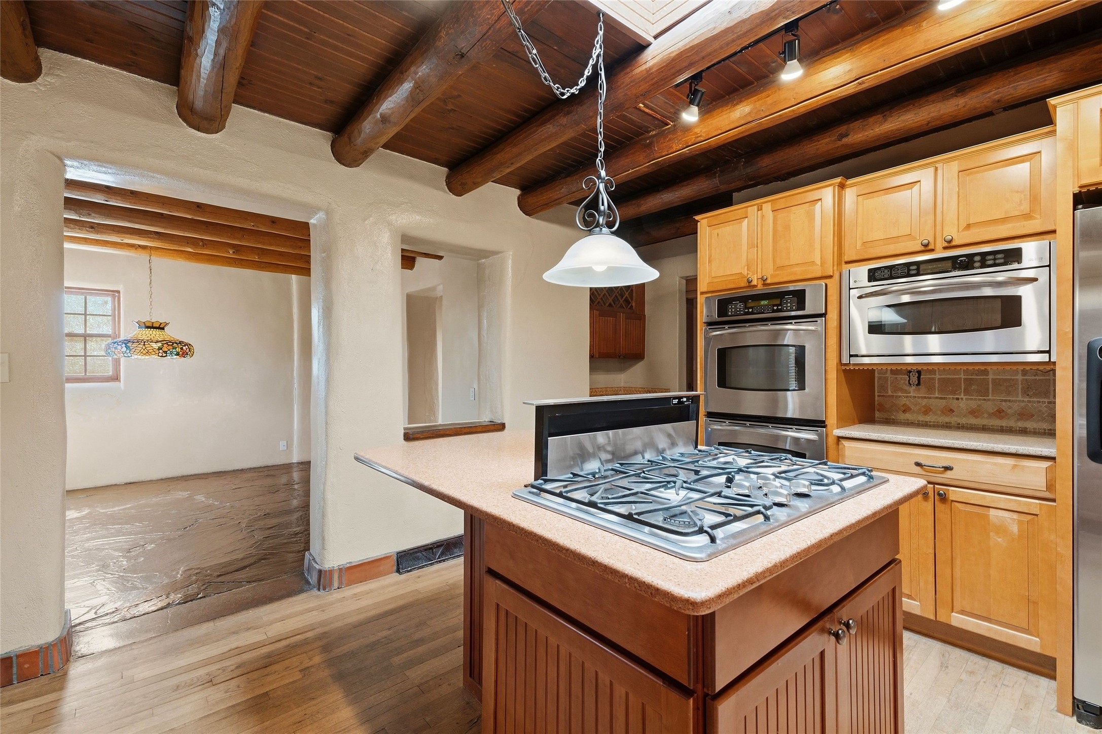 122 W Cordova Road
