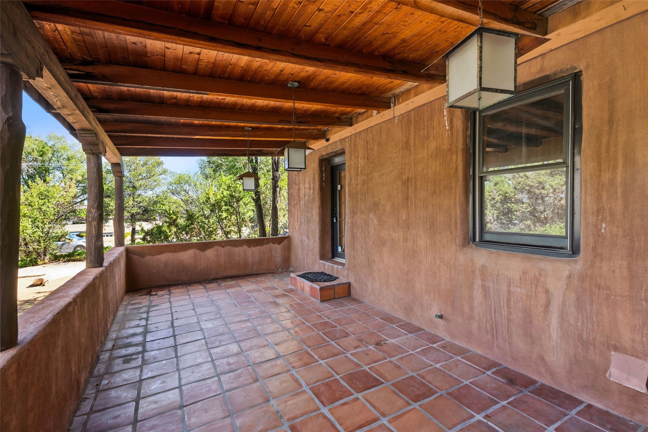 122 W Cordova Road