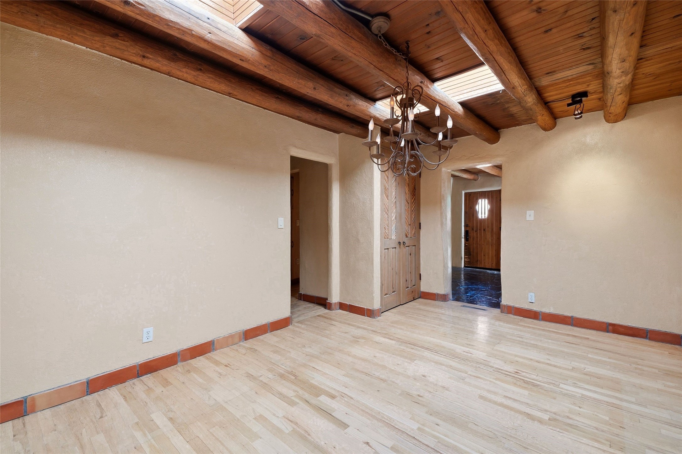 122 W Cordova Road