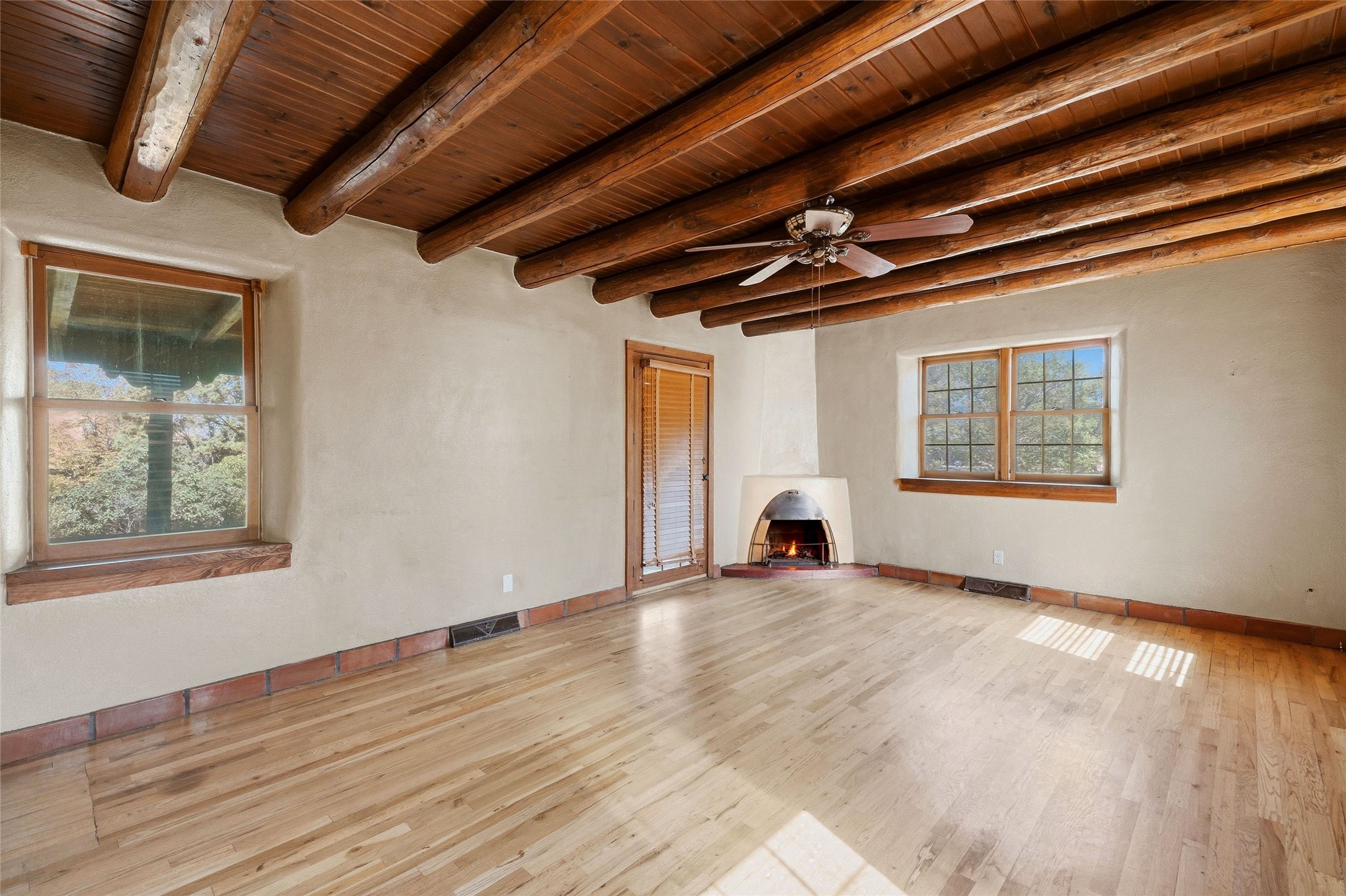 122 W Cordova Road
