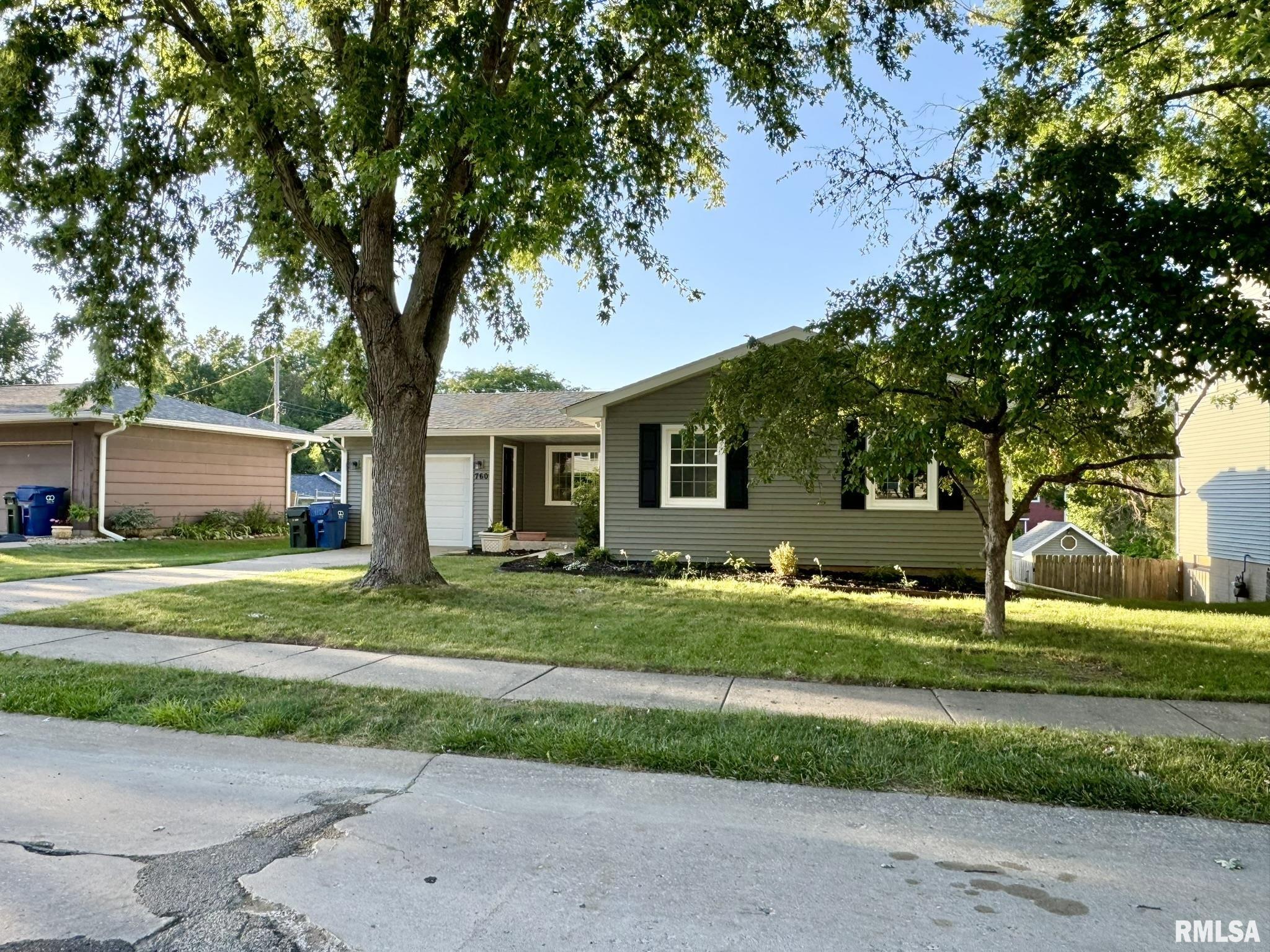 760 COLONY Drive