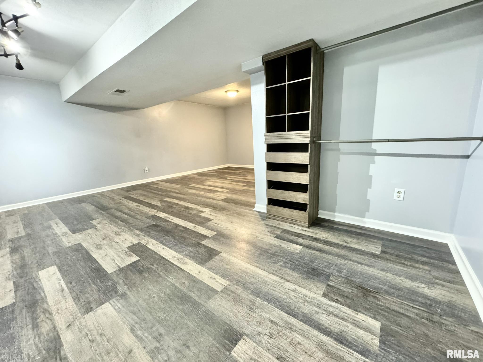 760 COLONY Drive