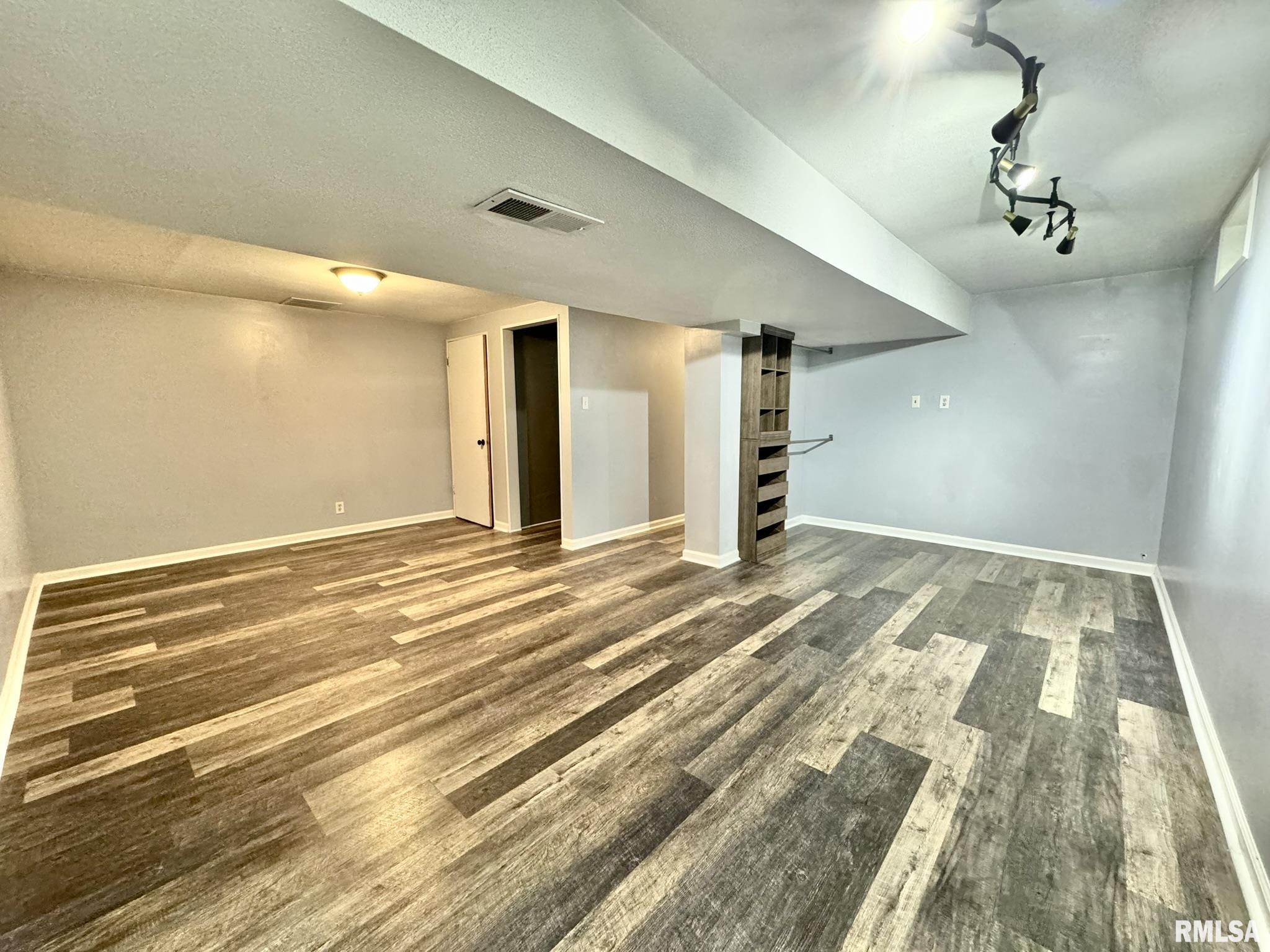 760 COLONY Drive