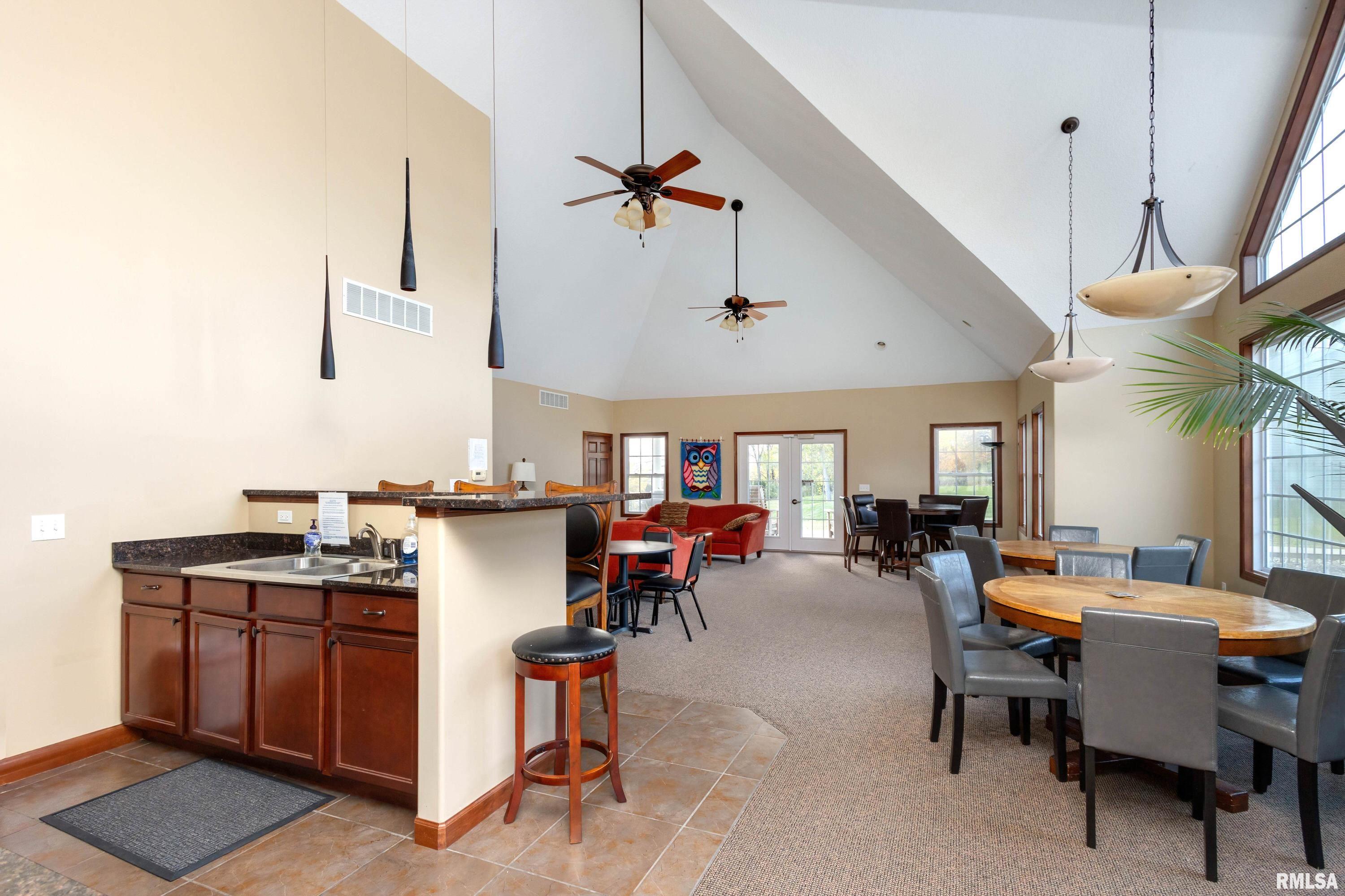 4102 CREEK HILL Drive Unit: 102