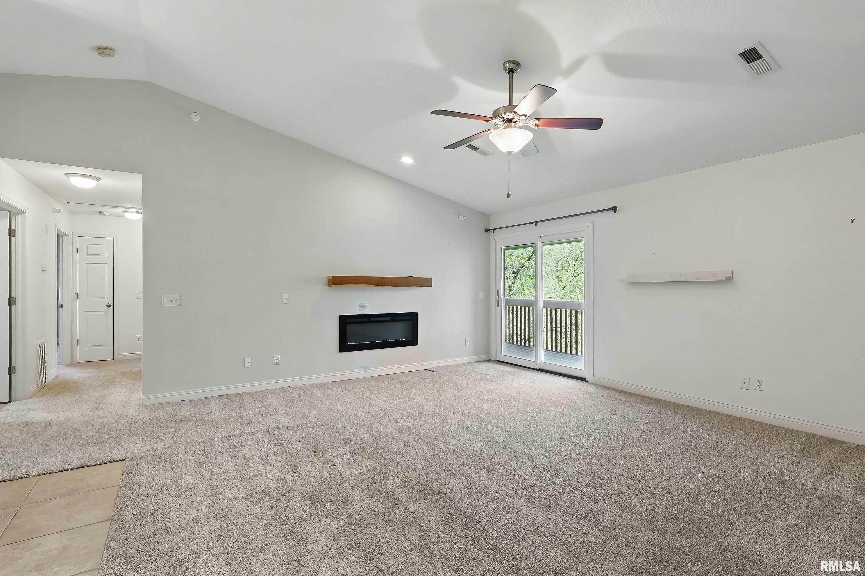 4102 CREEK HILL Drive Unit: 102