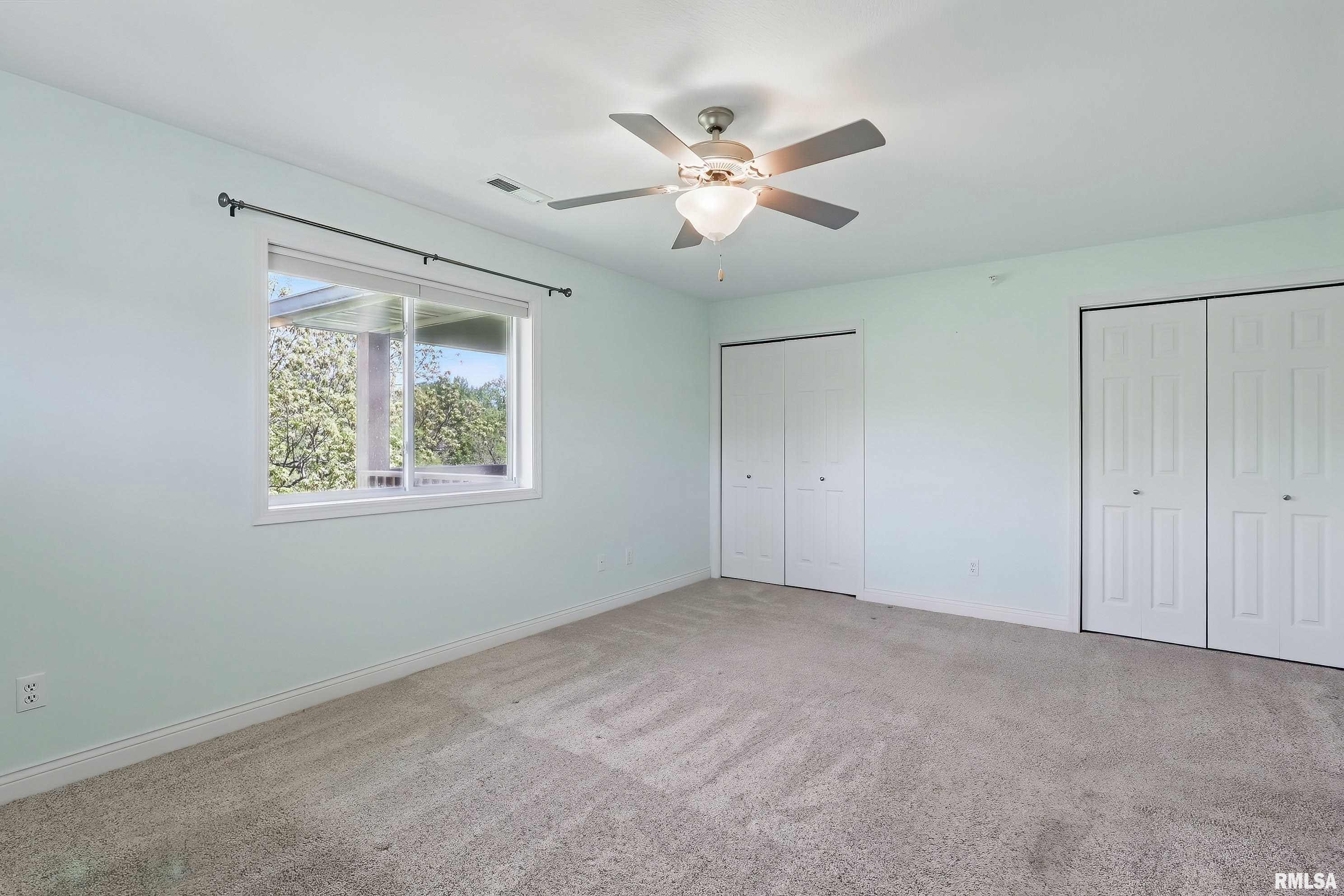 4102 CREEK HILL Drive Unit: 102